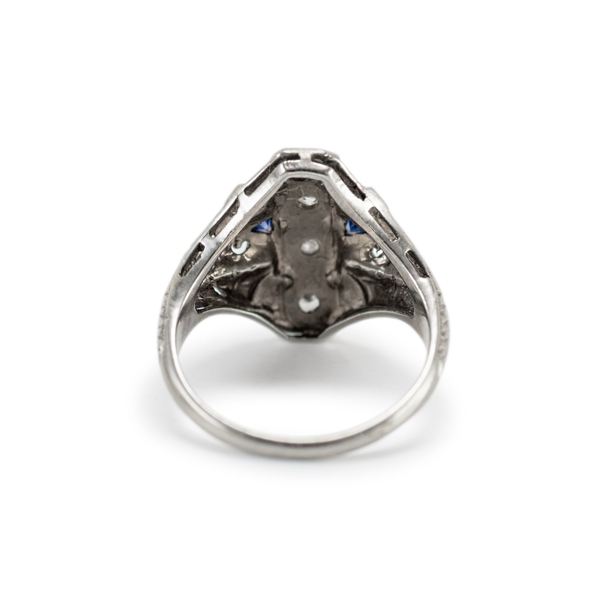 Antique Art Deco Filigreed 18K White Gold Four Diamond Sapphire Cocktail Ring