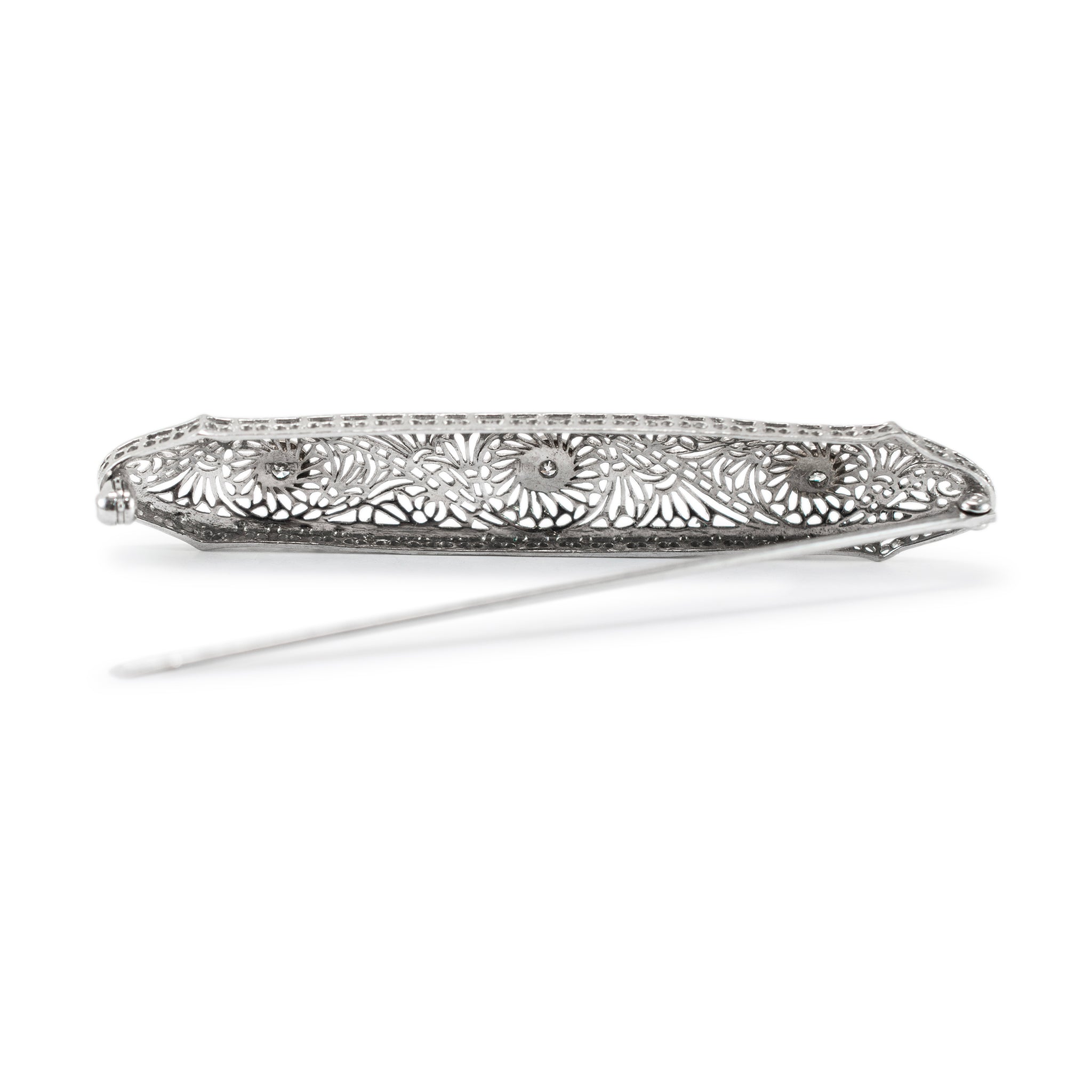 Ladies Antique 14K White Gold Natural Round Diamond Filigree Brooch