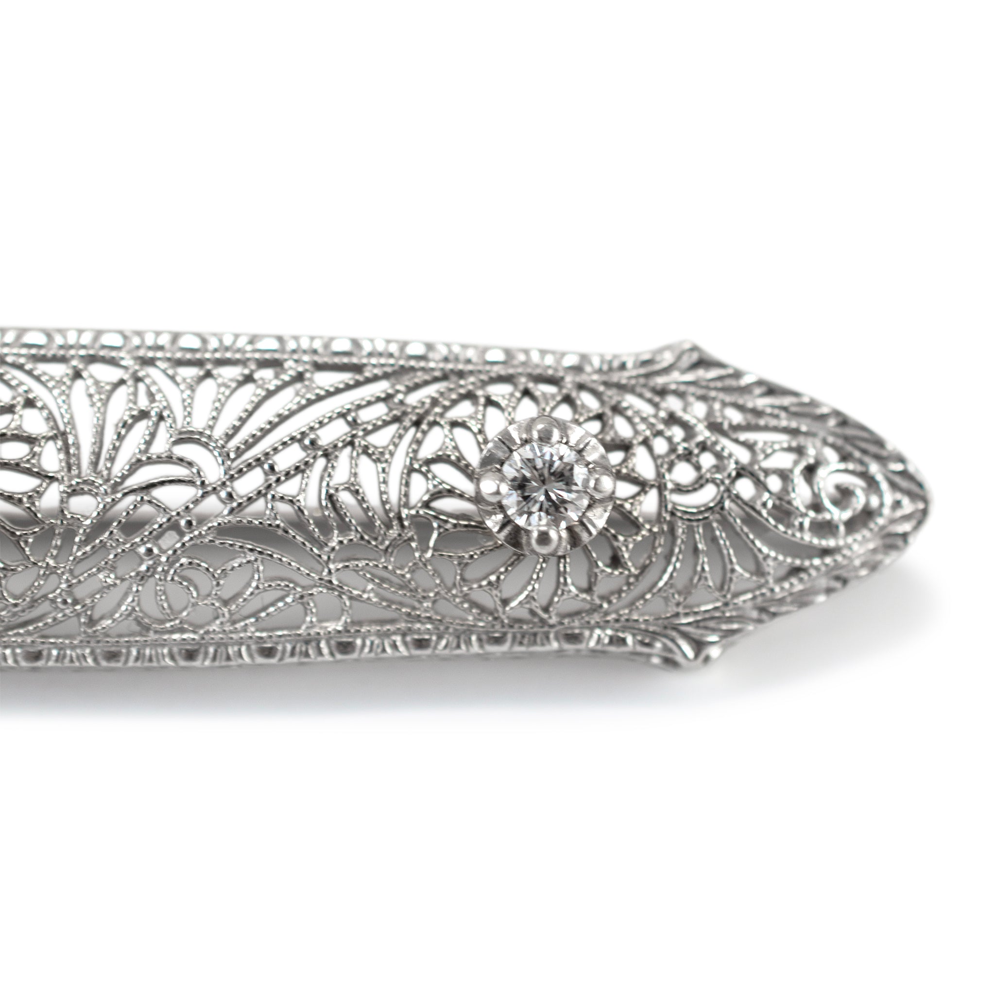 Ladies Antique 14K White Gold Natural Round Diamond Filigree Brooch