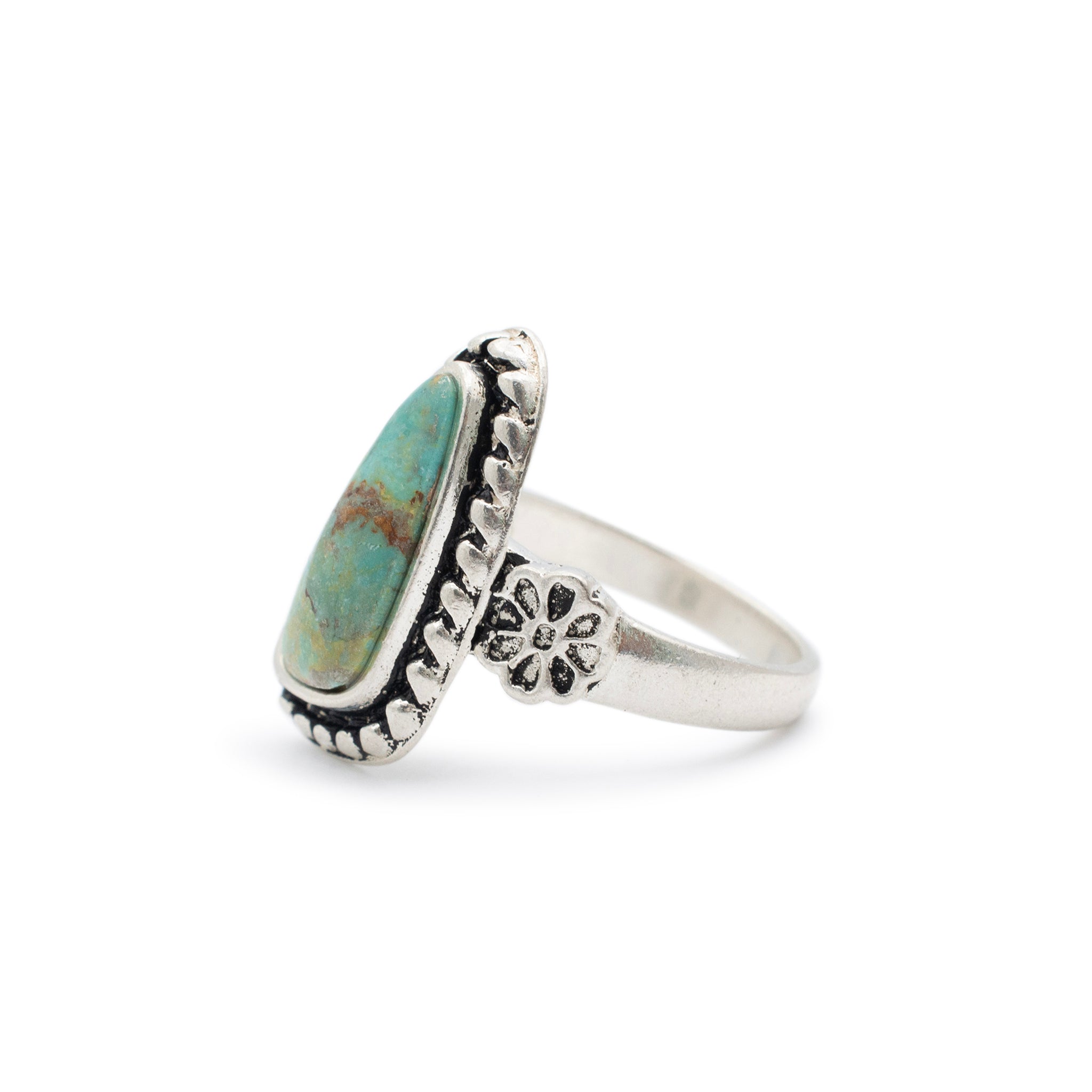 Vintage 925 Sterling Silver Roped Turqouise Cocktail Ring