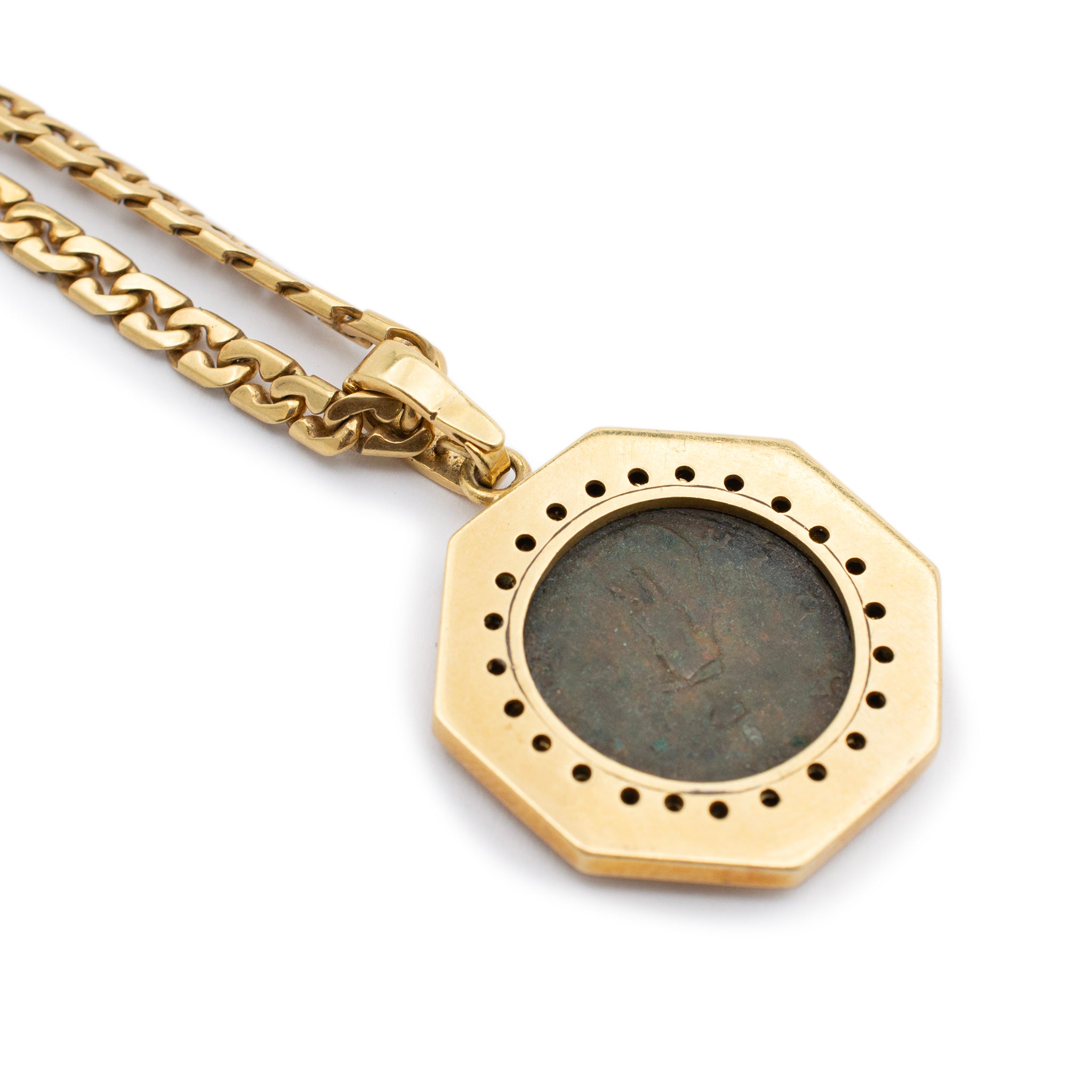 Vintage 18K Yellow Gold Ancient Coin Halo Diamond Razor Link Pendant Necklace