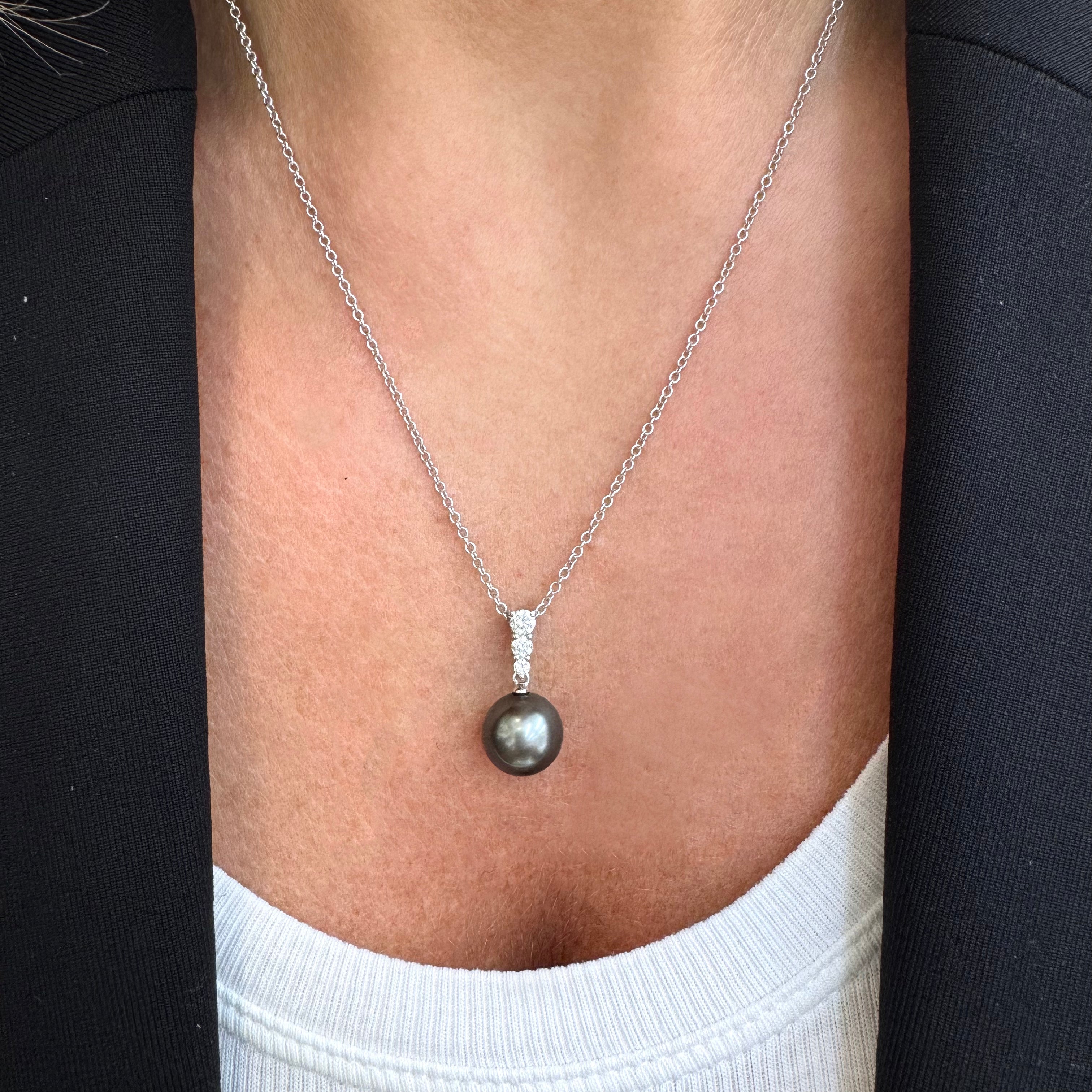 Mikimoto Morning Dew 18K White Gold South Sea Pearl Diamond Pendant Necklace