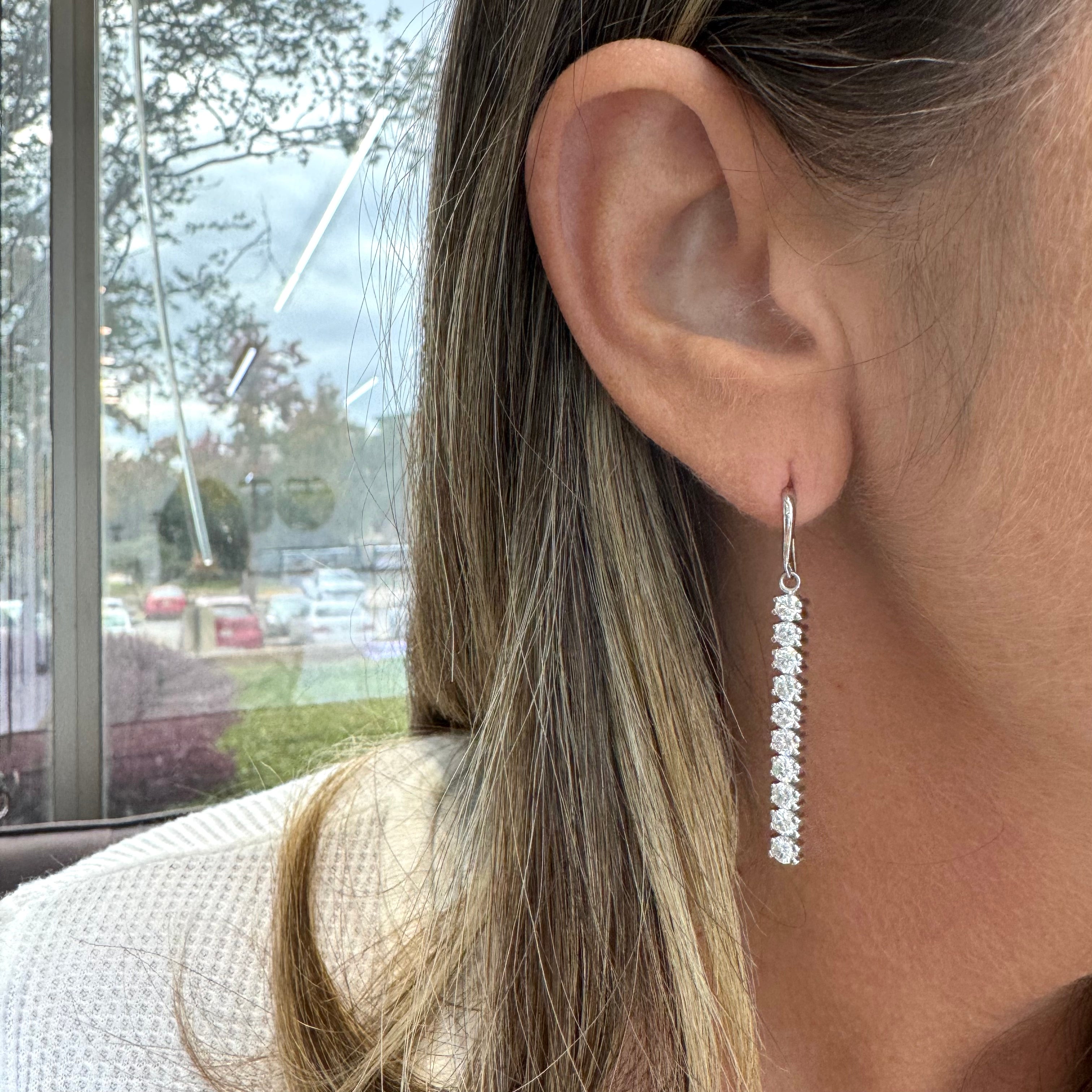 Ladies 14K White Gold 3.02ct Round Diamond Liner Drop Earrings