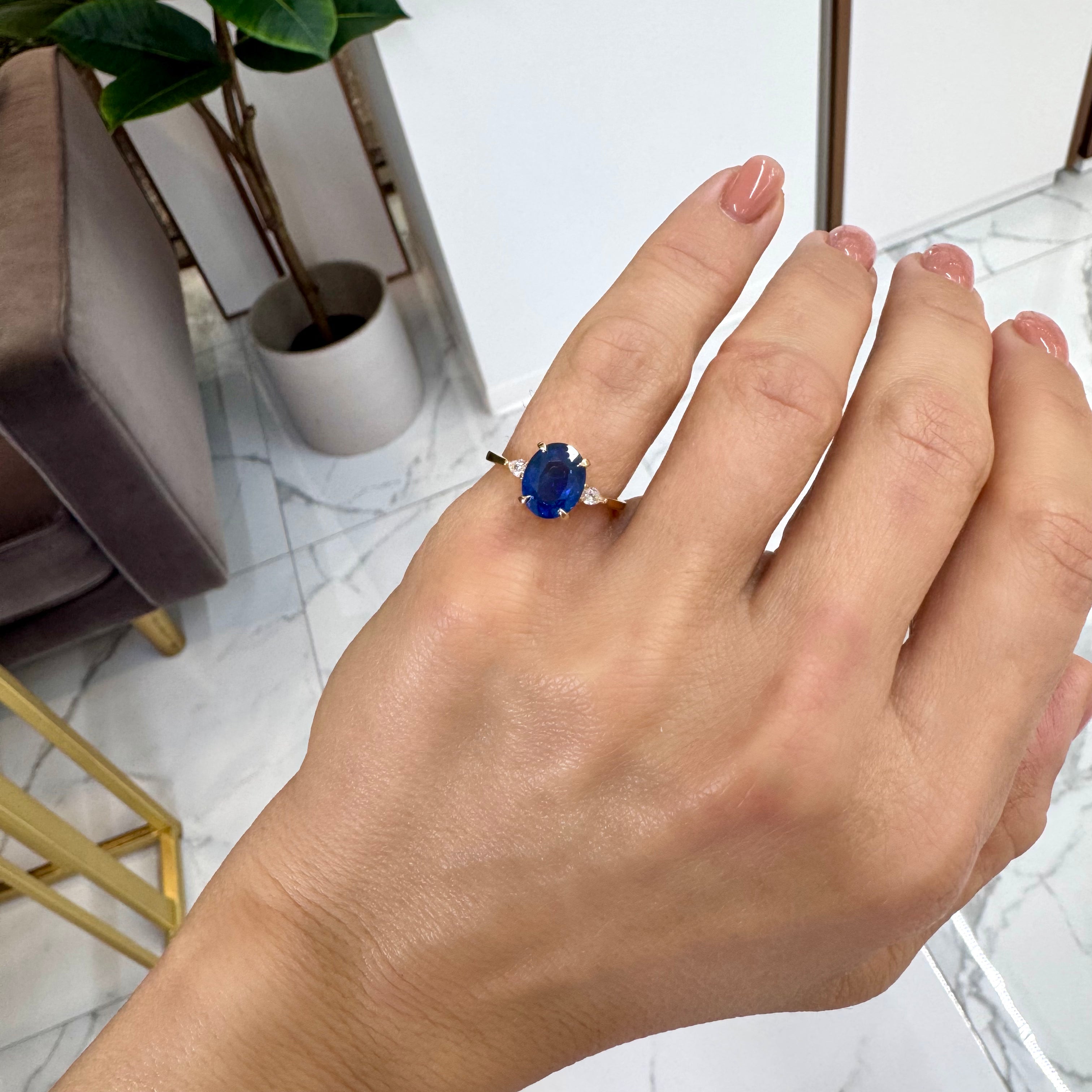 18K Yellow Gold 2.25ct Oval Sapphire Three Stone Pear Diamond Cocktail Ring