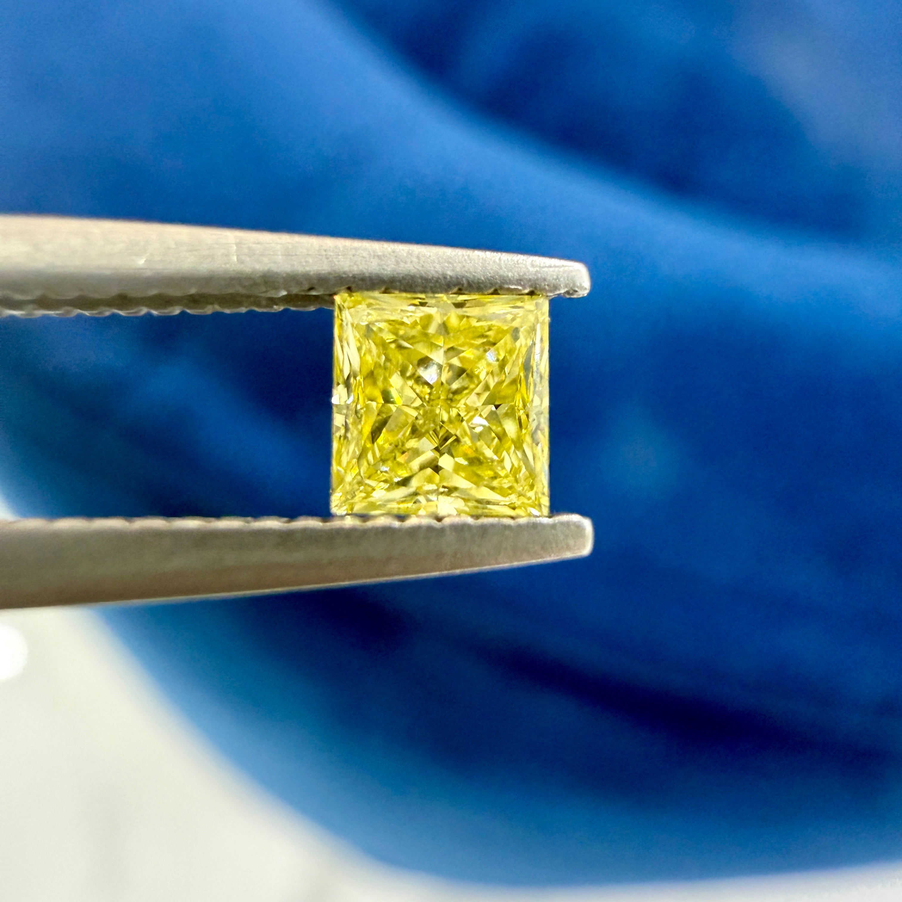 Natural 0.29ct Gia Undetermined Fancy Intense Yellow VS2 Princess Loose Diamond