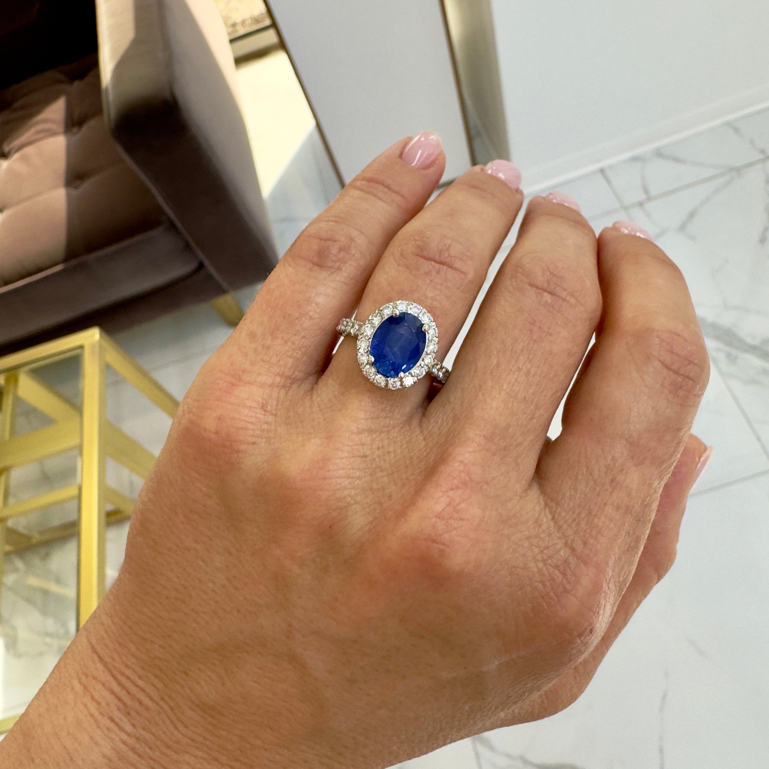 14K White Gold AGL Ceylon 3.54ct Oval Sapphire Halo Diamond Cocktail Ring