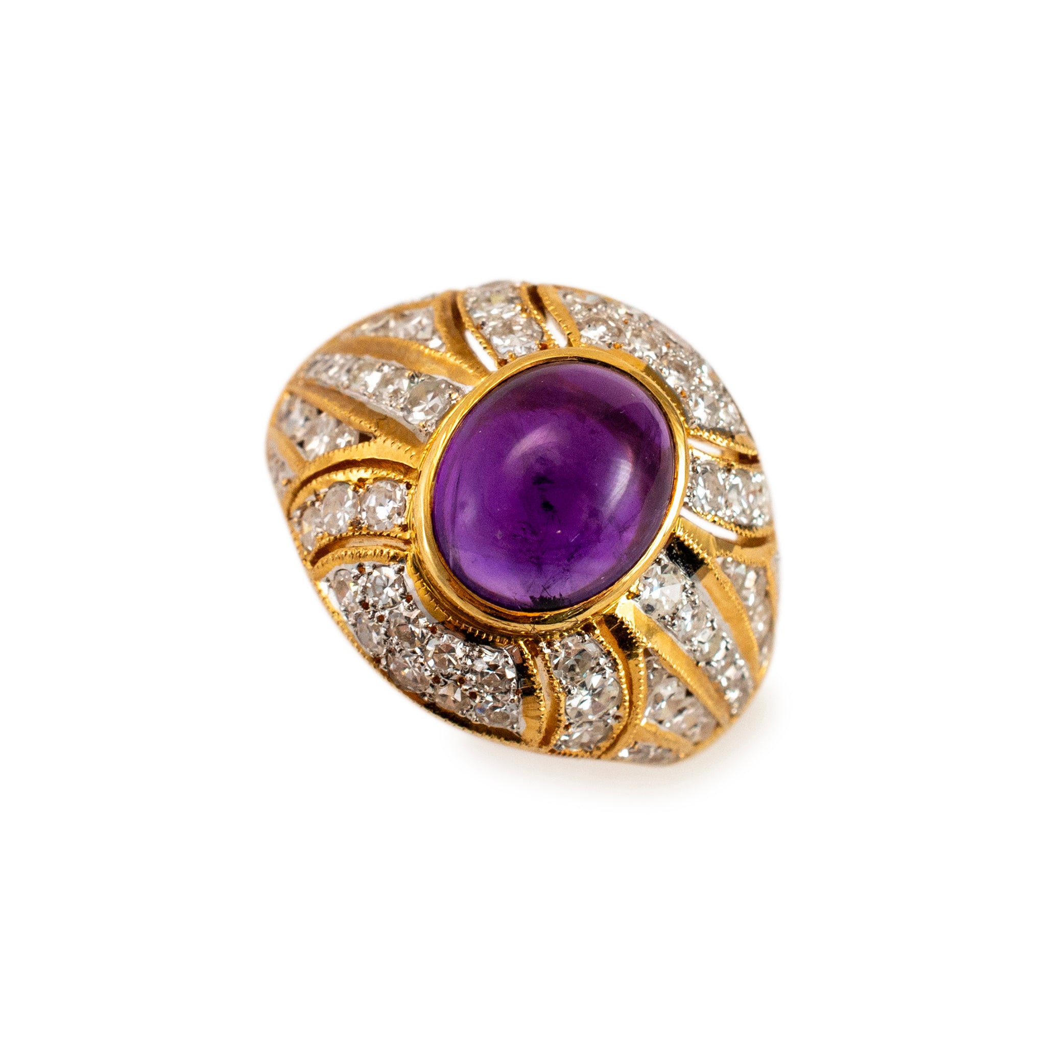 Vintage 18K Yellow Gold Oval Amethyst Accented Diamond Cocktail Ring
