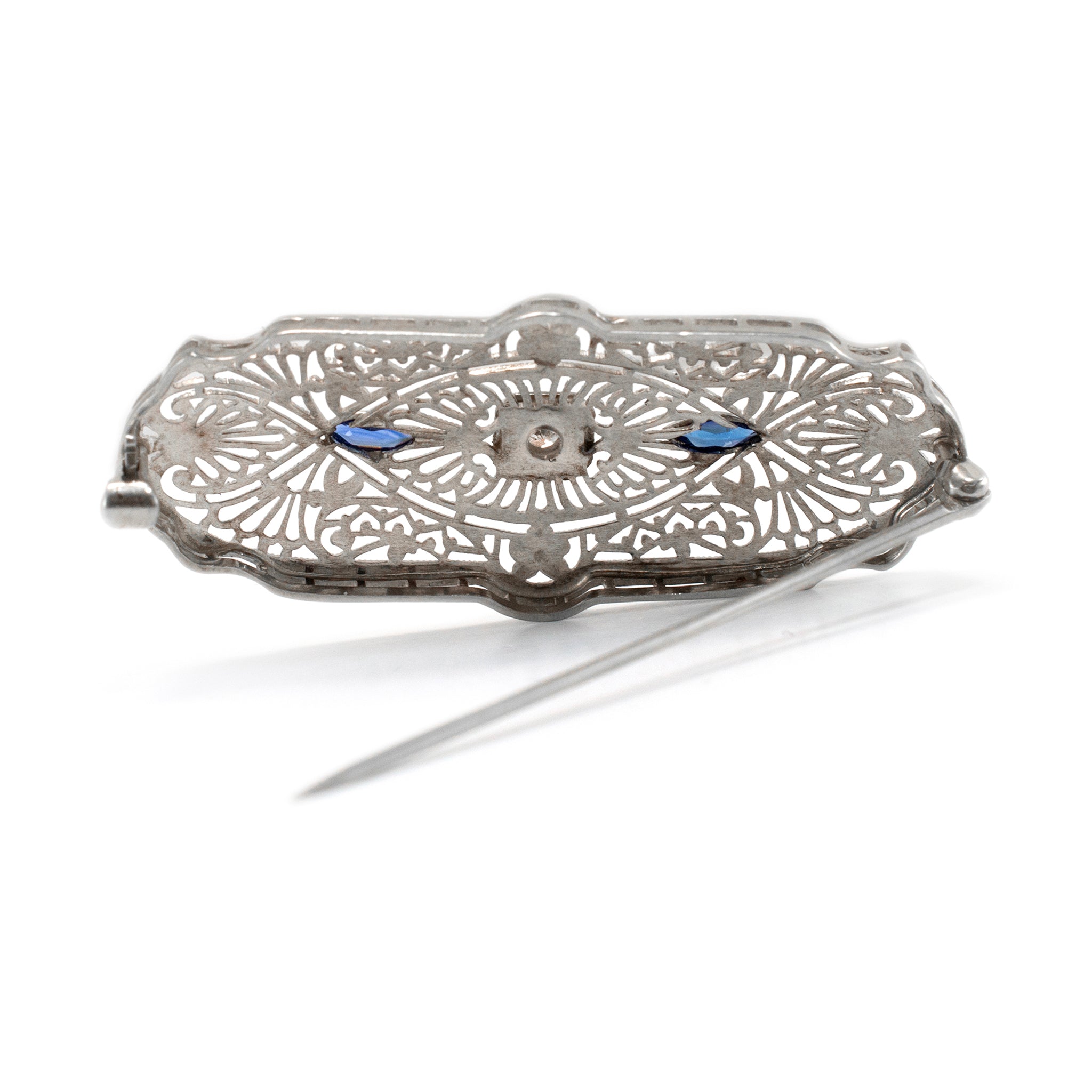 Antique Art Deco 10K White Gold Filigreed Diamond & Sapphire Brooch