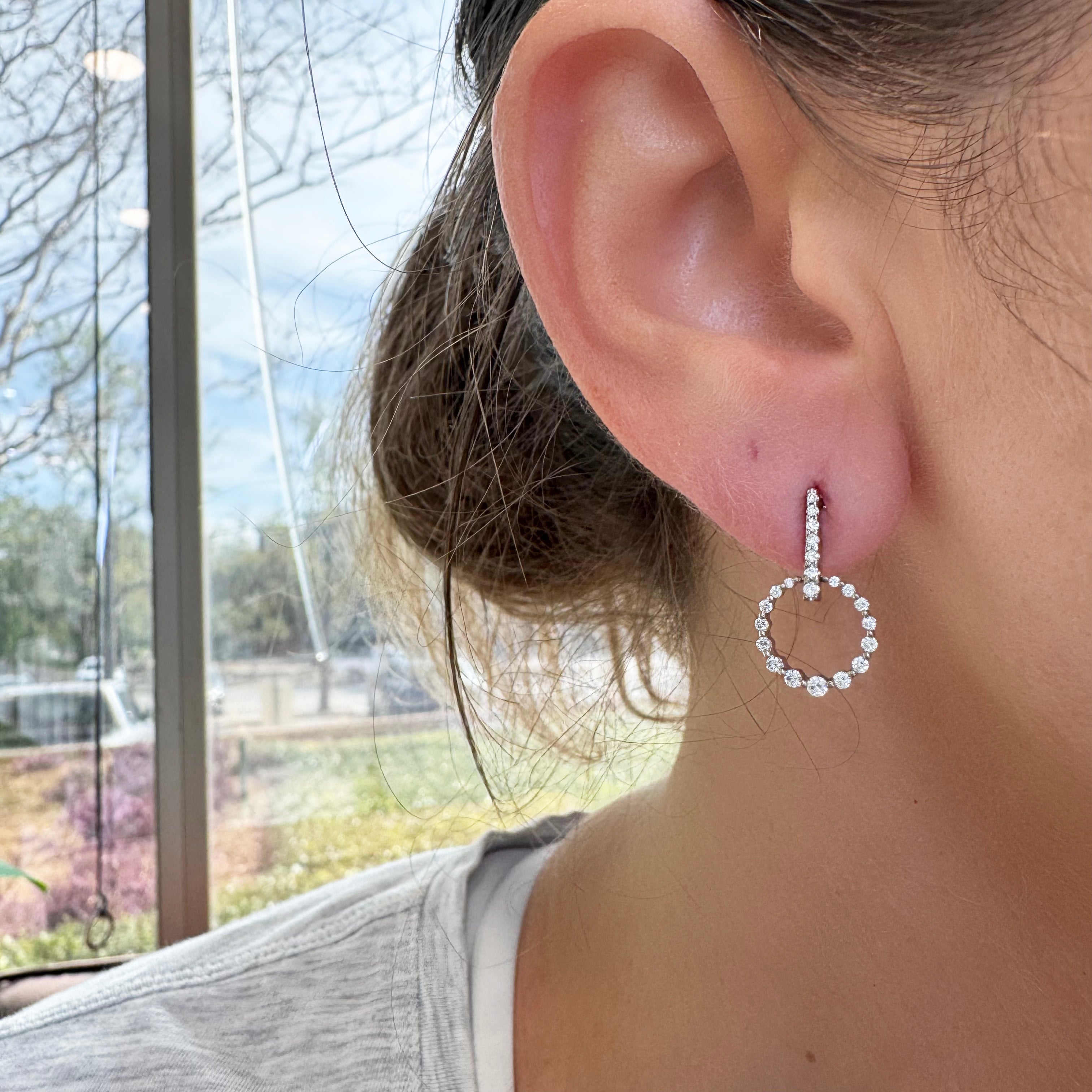 Ladies 14K White Gold Circle Pave Diamond Drop Earrings