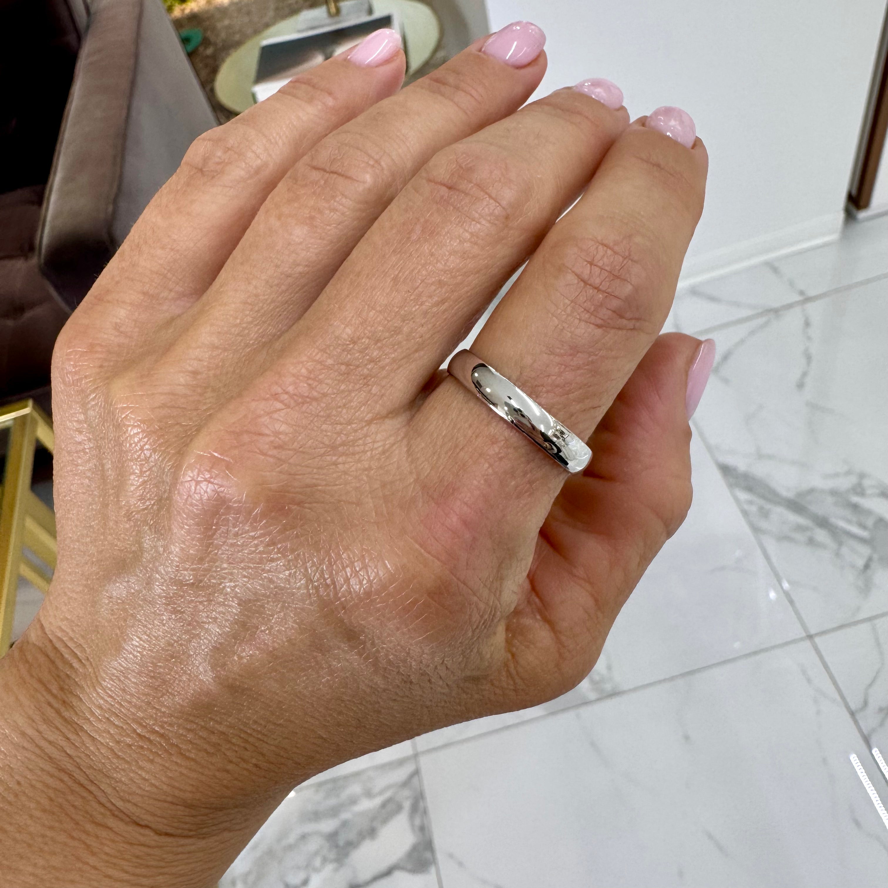 Men’s 14K White Gold Wedding Band Ring