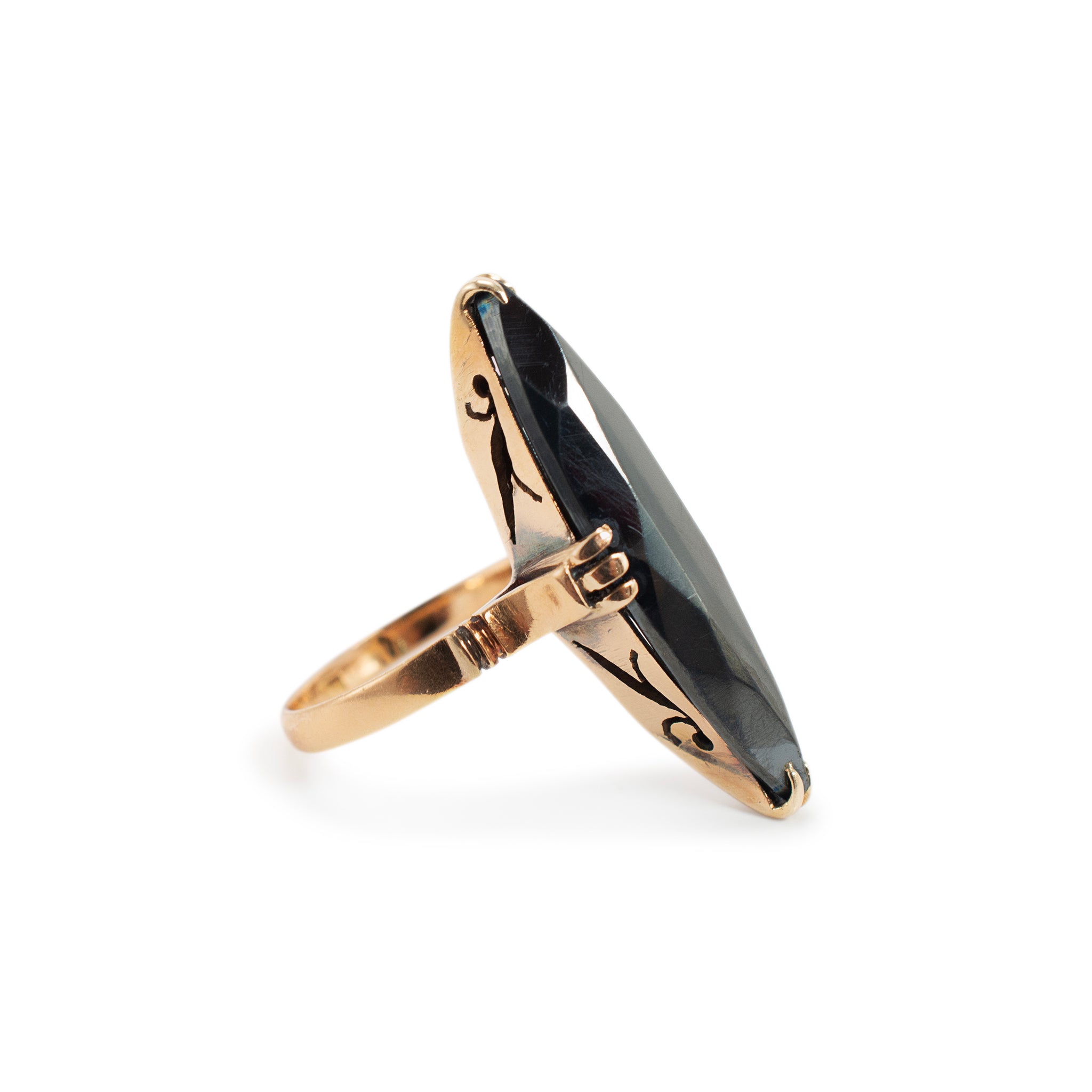 Vintage 14K Yellow Gold Marquise Shaped Hematite Cocktail Ring