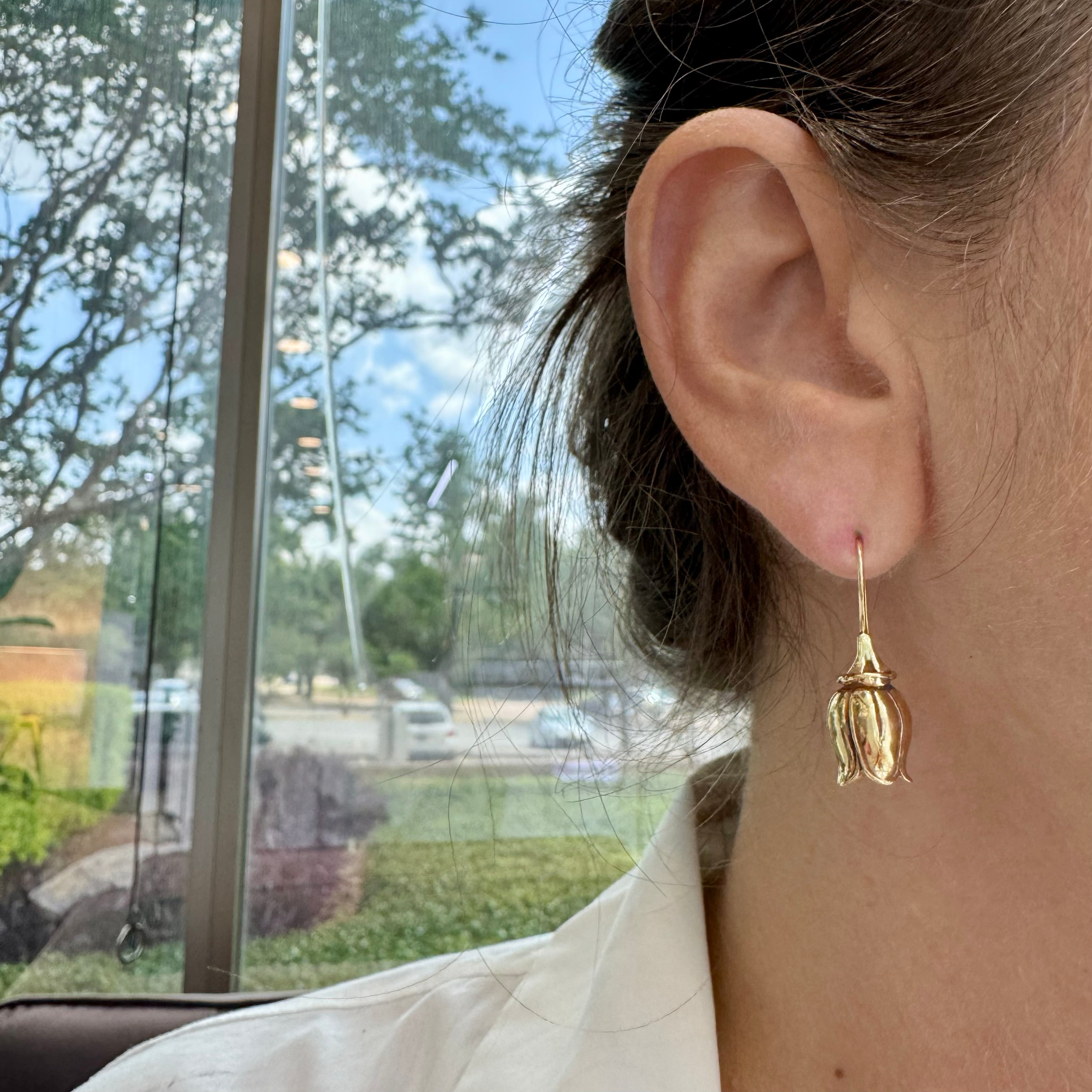 Antique 14K Yellow Gold Open Floral Drop Earrings