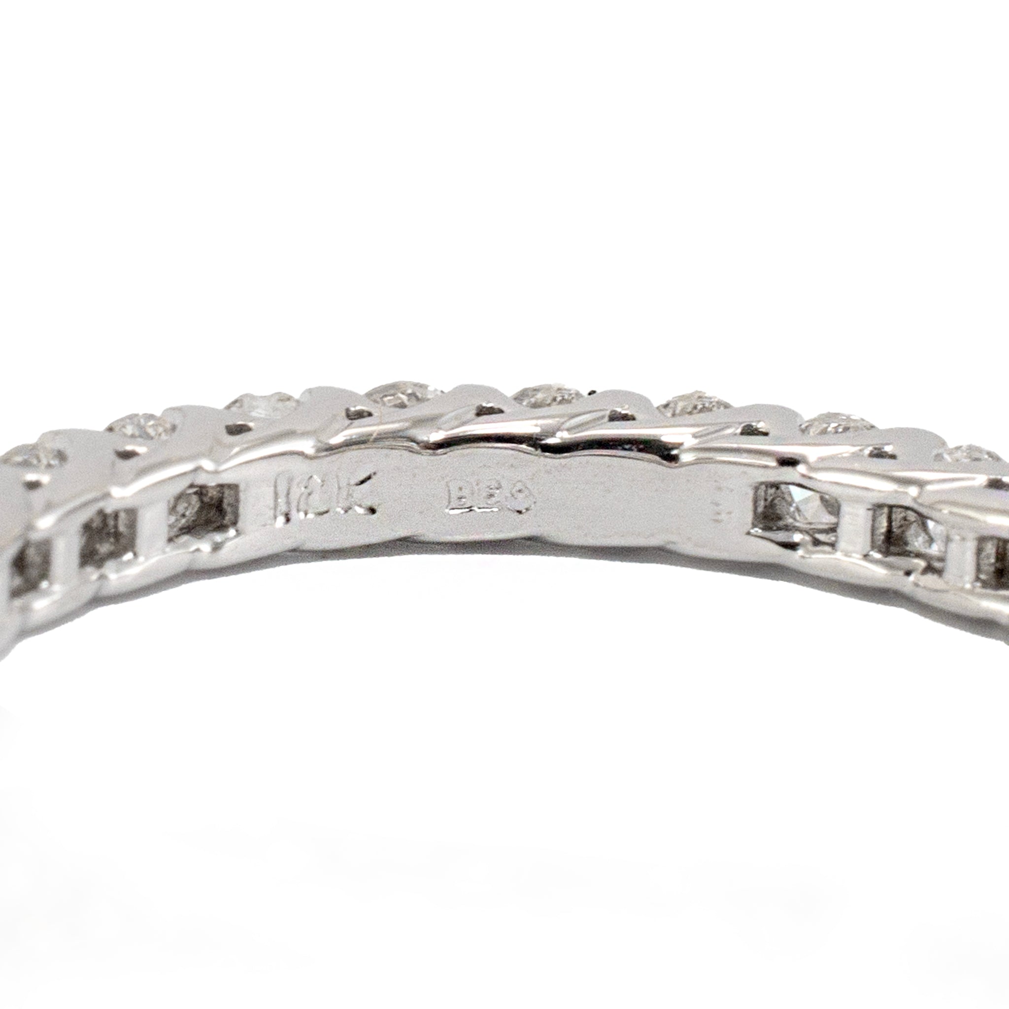 Ladies 18K White Gold U Prong Set 0.90ct Diamond Full Eternity Wedding Band Ring