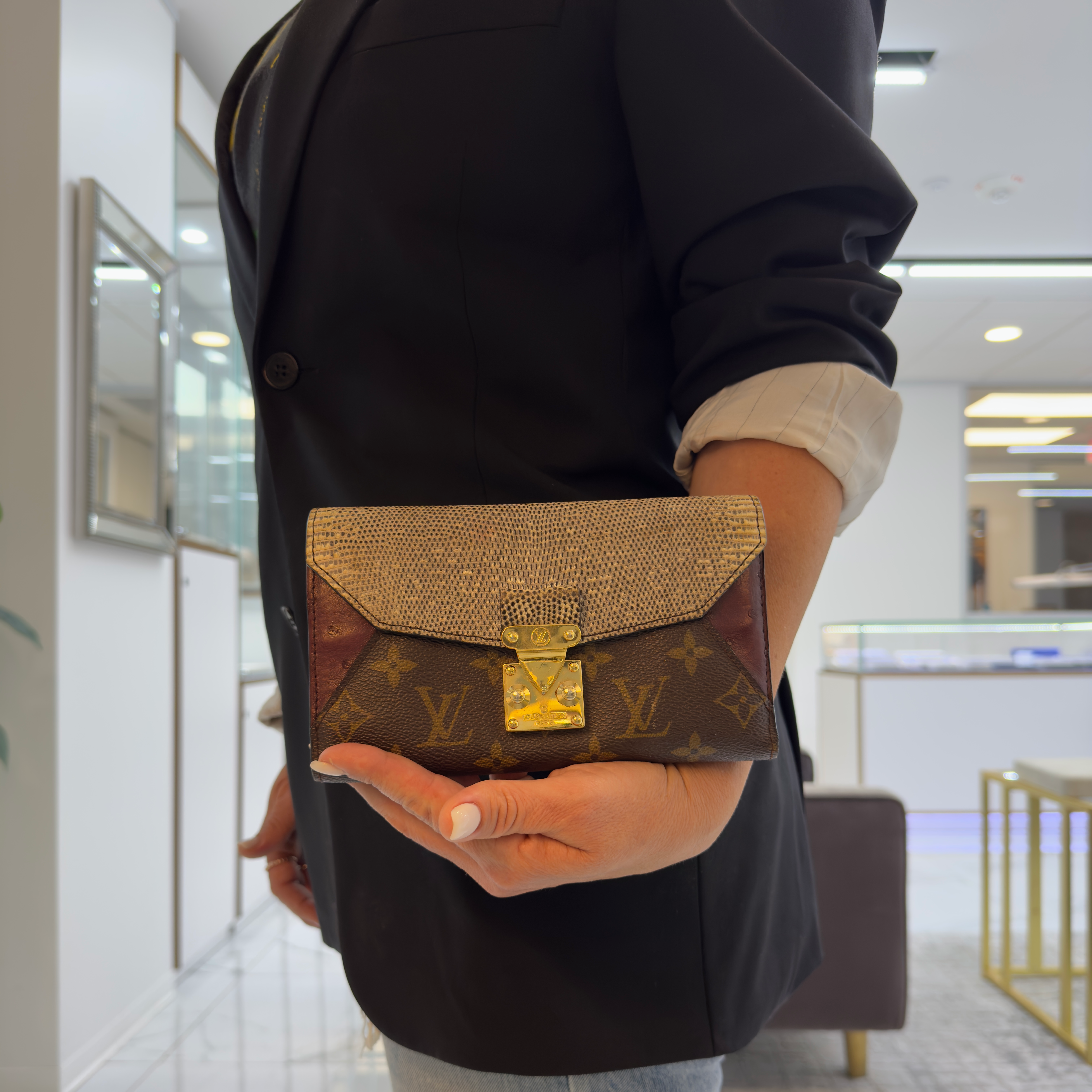 Louis Vuitton Majestueux MI4152 Monogram Canvas Leather Envelope Wallet