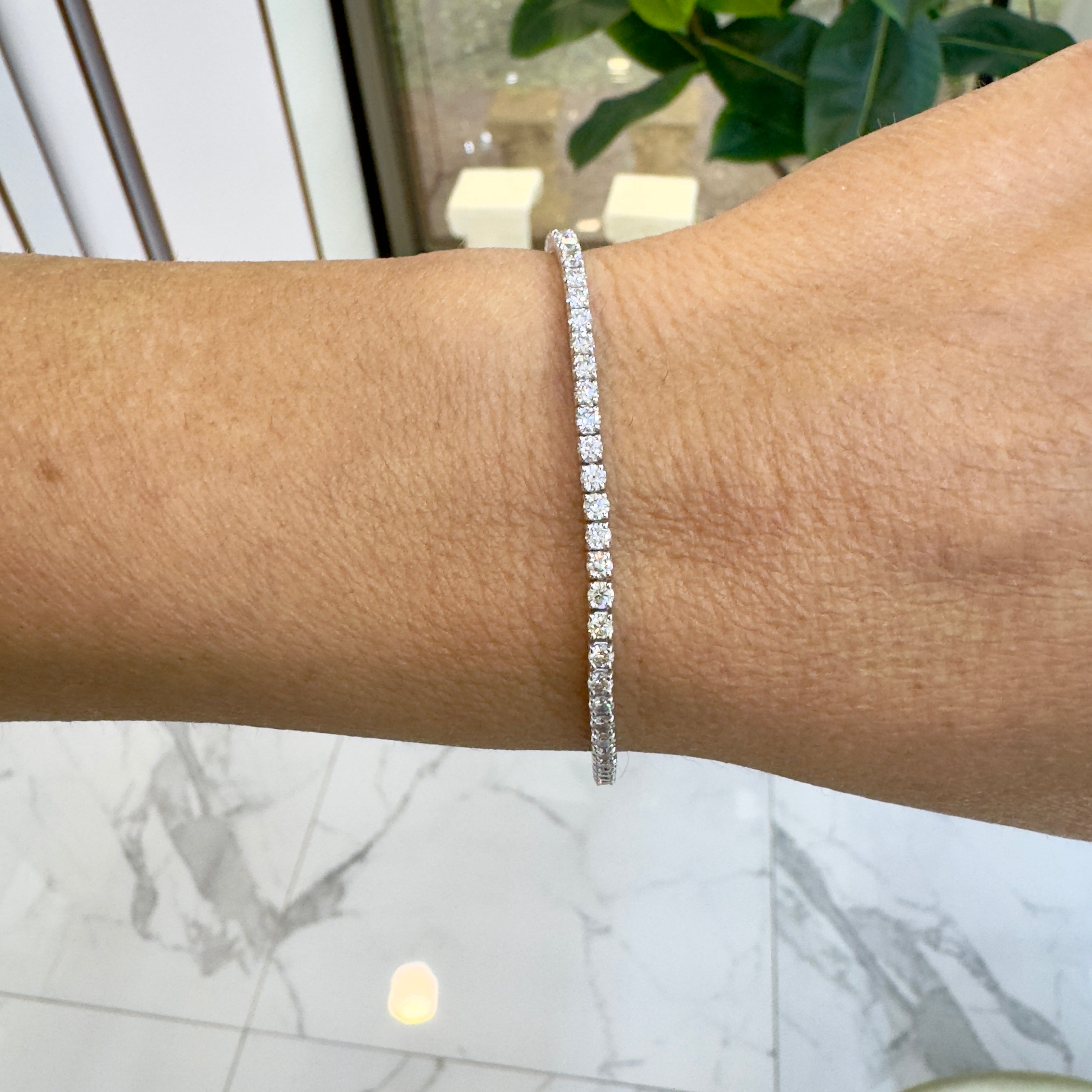 14K White Gold 4-Prong 4.38ct Diamond Tennis Bracelet