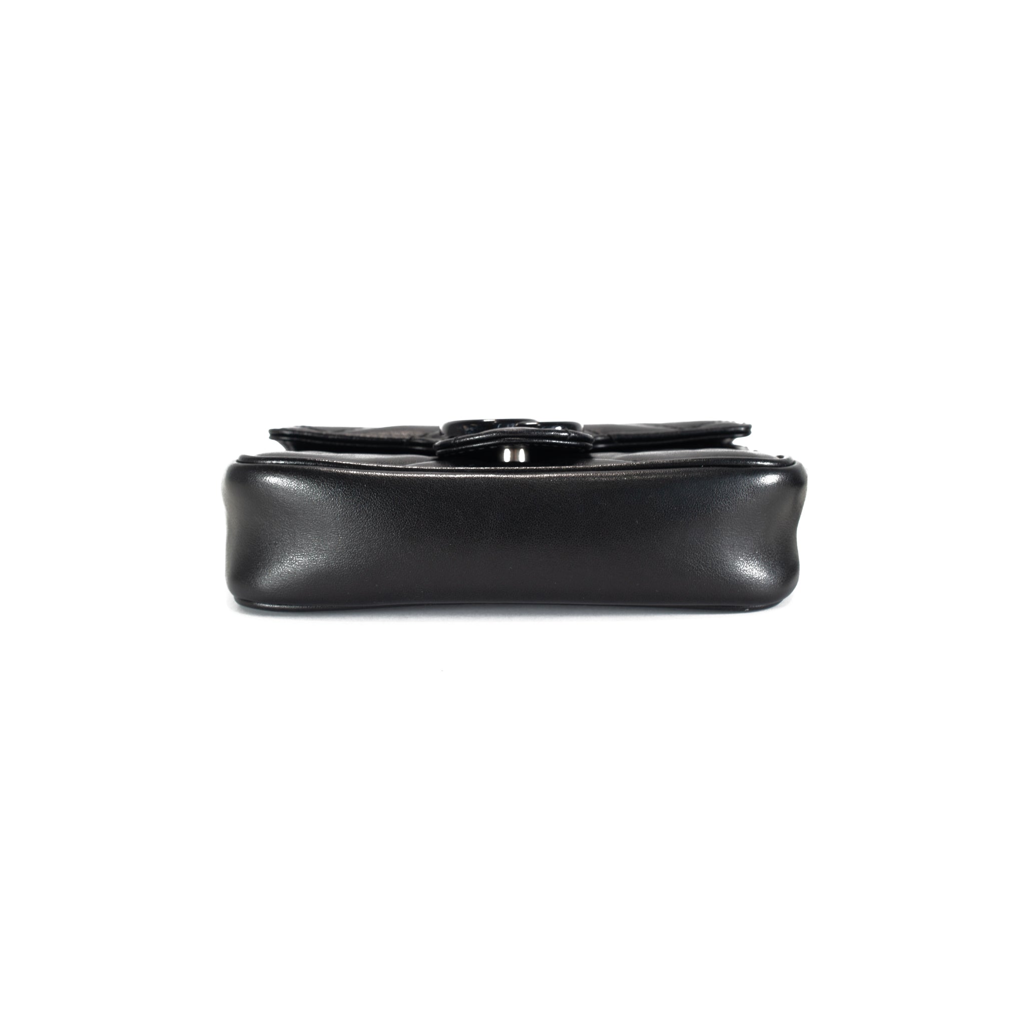 Gucci GG Black Calfskin Matelasse Monochrome Marmont Chain Belt Bag