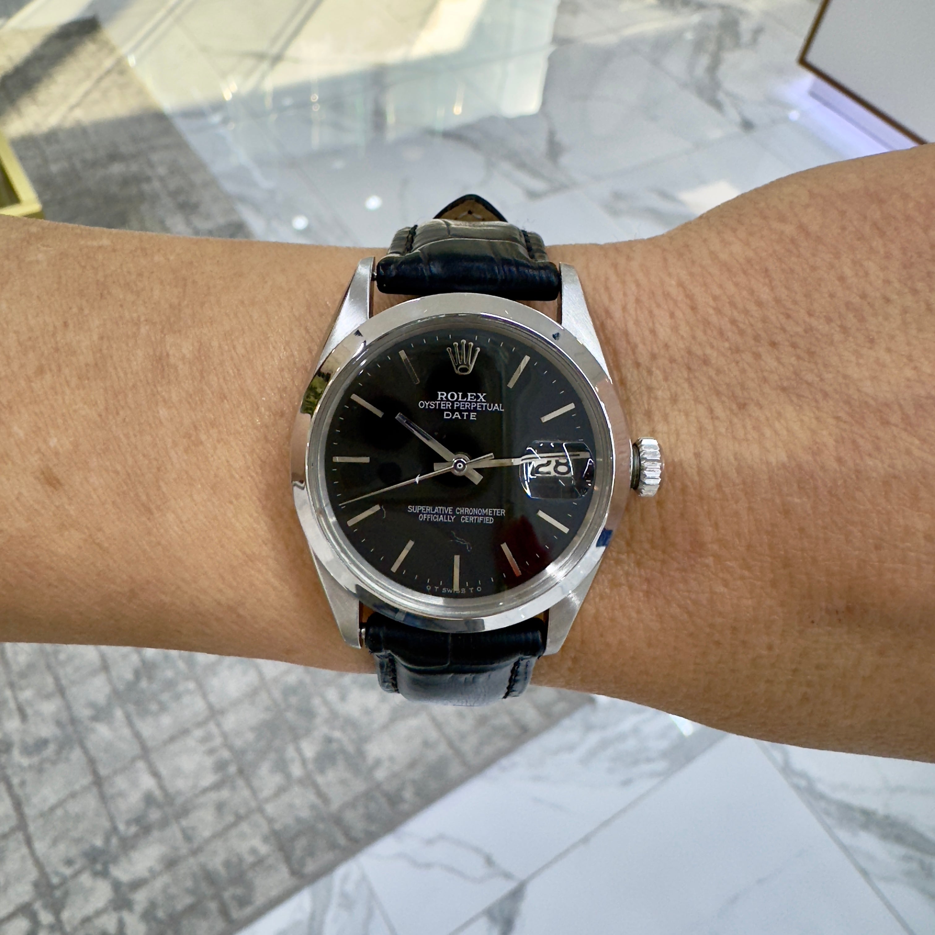 Vintage 1970 Rolex Oyster Perpetual Date 34MM 1501 Black Leather Steel Watch