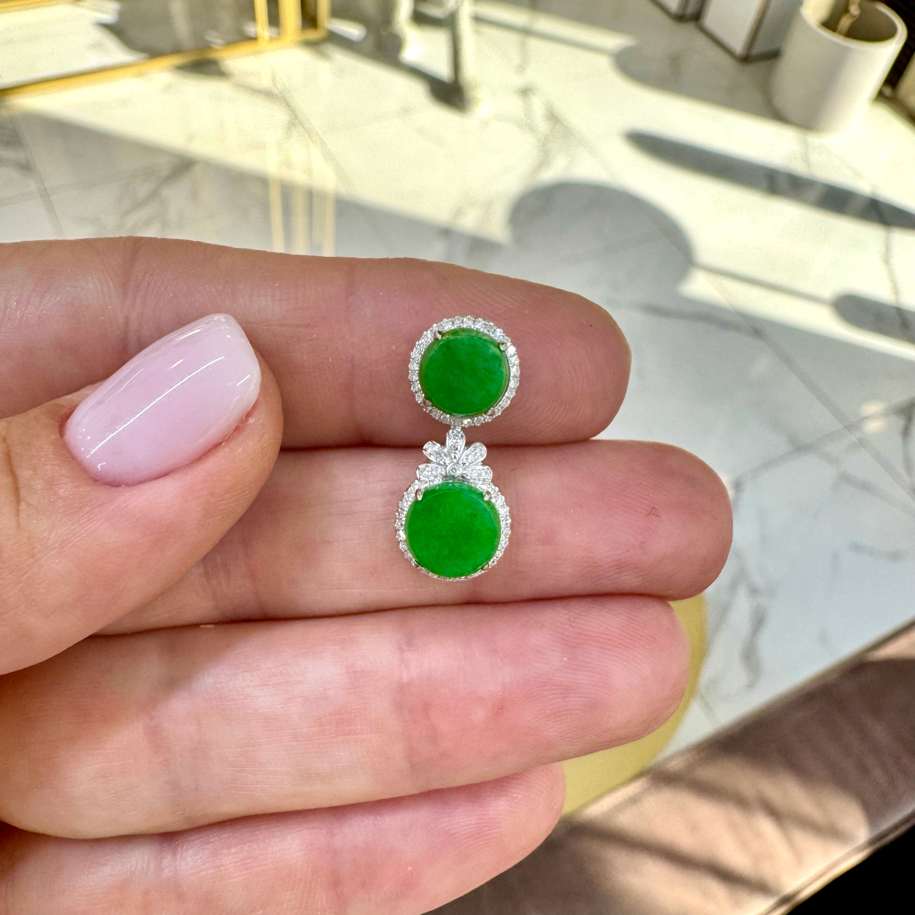 18K White Gold 2.50ct Green Burmese Jadeite Jade Diamond Double Round Pendant