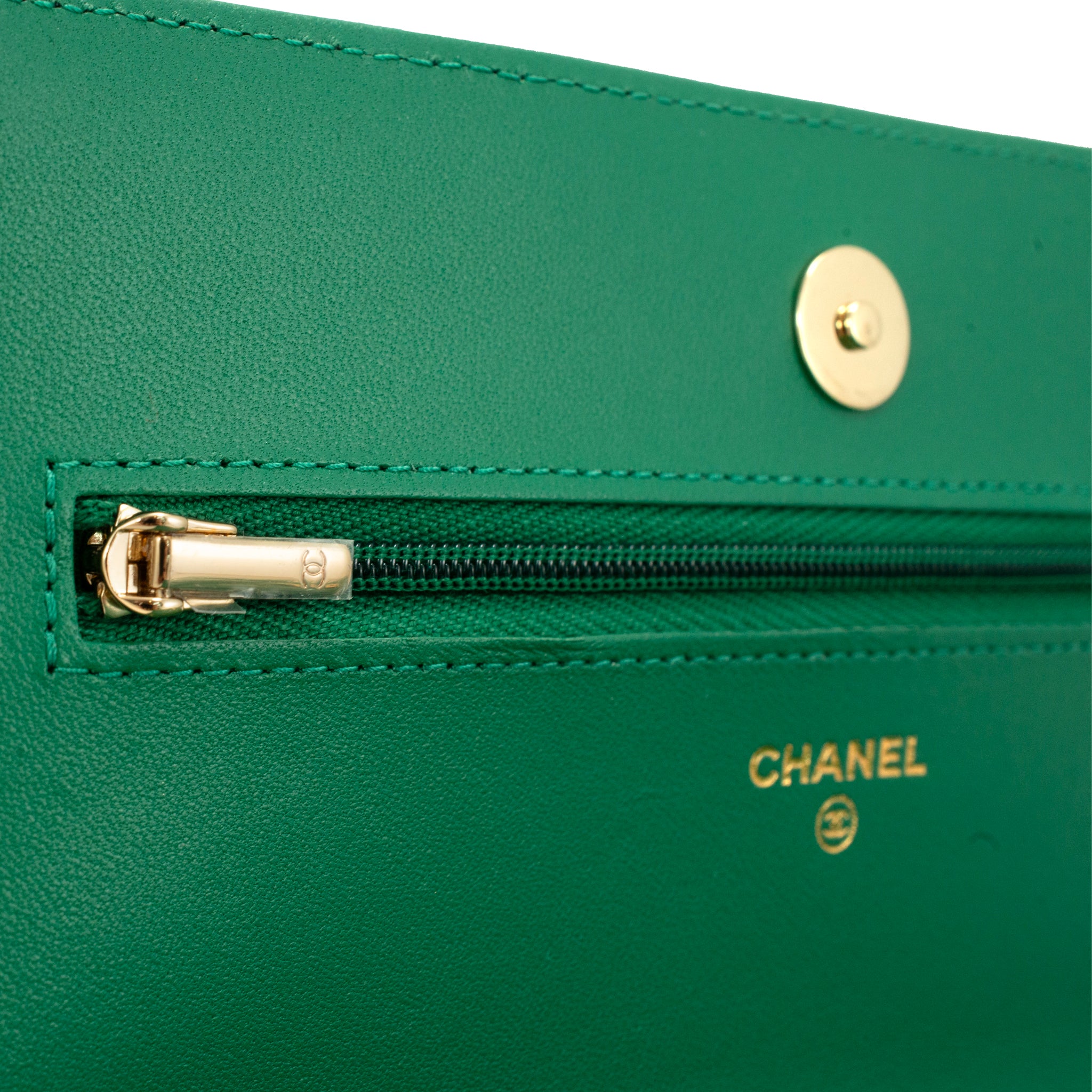 Chanel Classic Quilted Green Lambskin Wallet on Chain With Gold Hardware Bag