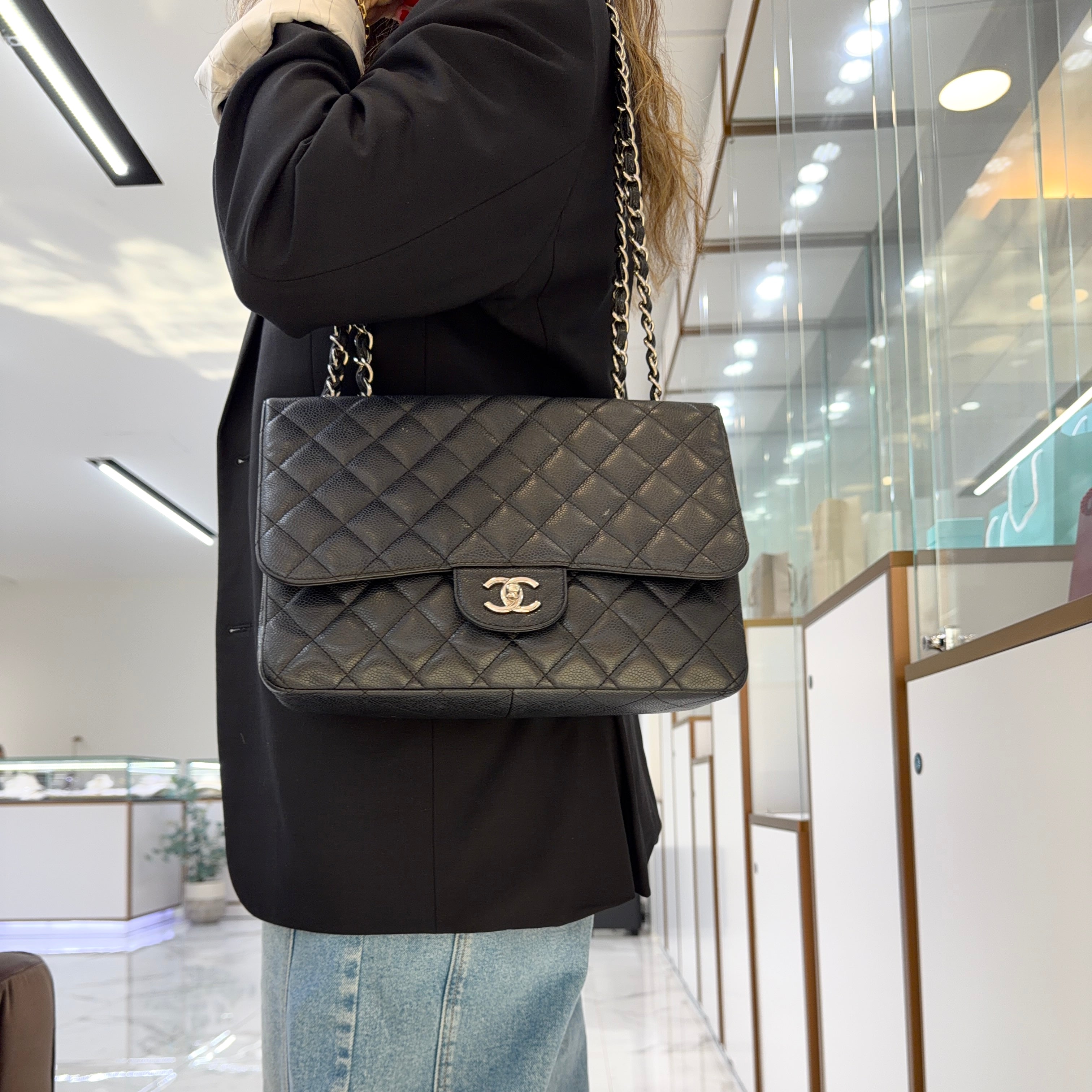 Chanel Jumbo Classic Double Flap 30CM Black Caviar Silver Hw