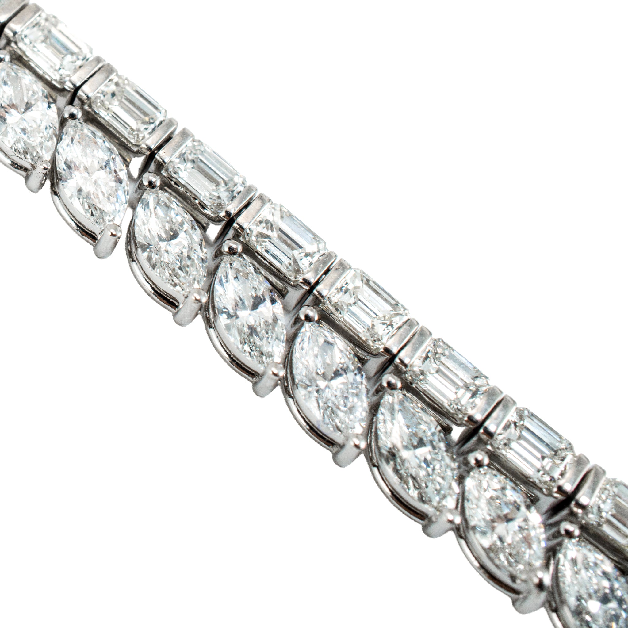 18K White Gold 23.68ct Baguette Marquee Diamond Tennis Graduated Necklace