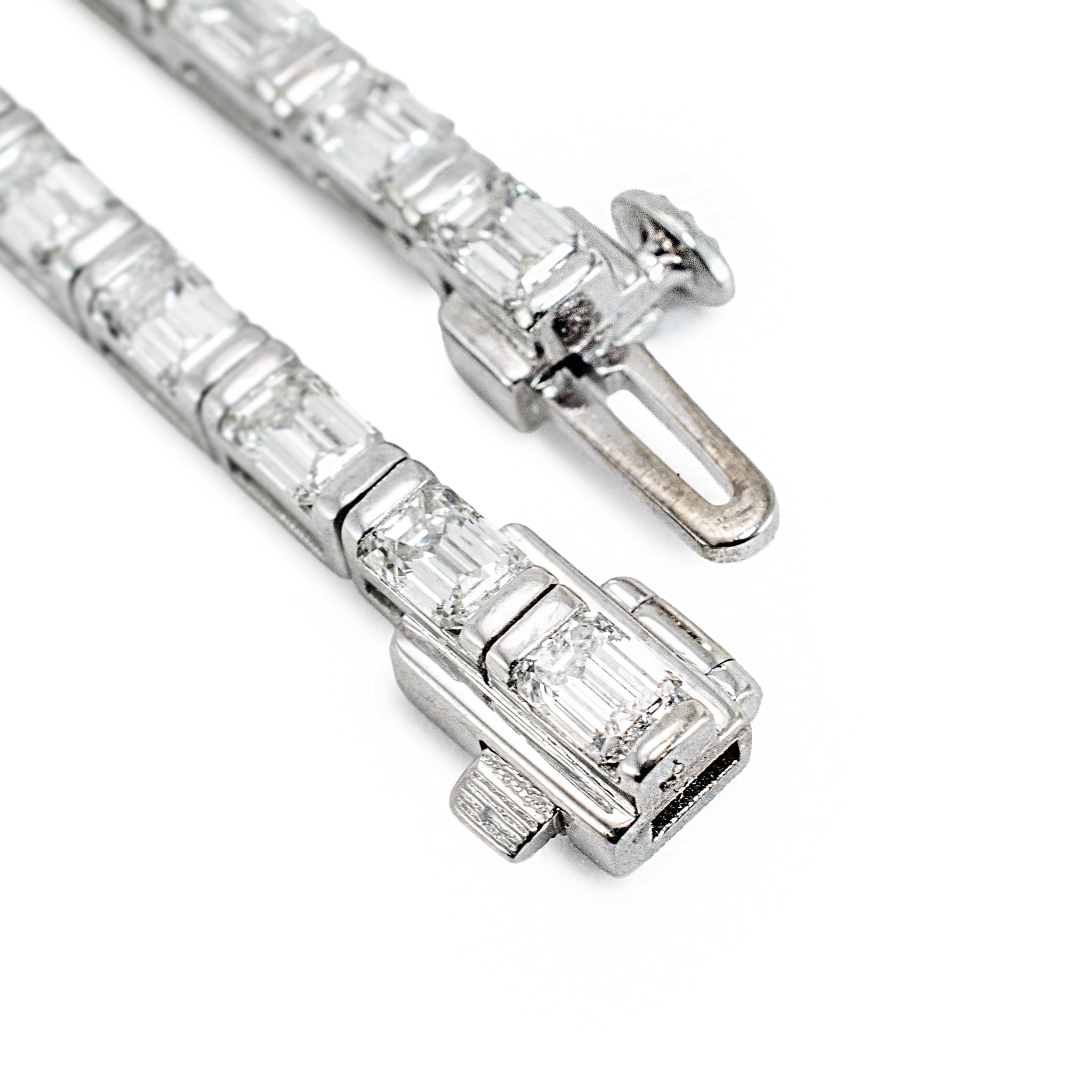 18K White Gold 23.68ct Baguette Marquee Tennis Graduated Red Carpet Necklace