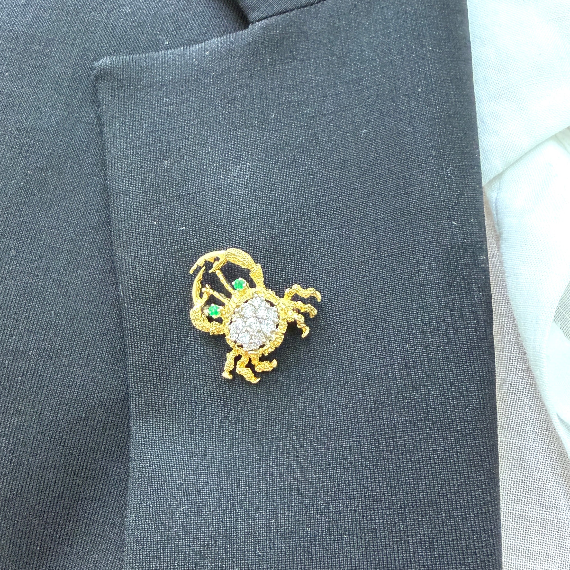 Vintage Herbert Rosenthal 18K Gold 0.57ctw Diamond Emerald Eyes Crab PIN Brooch