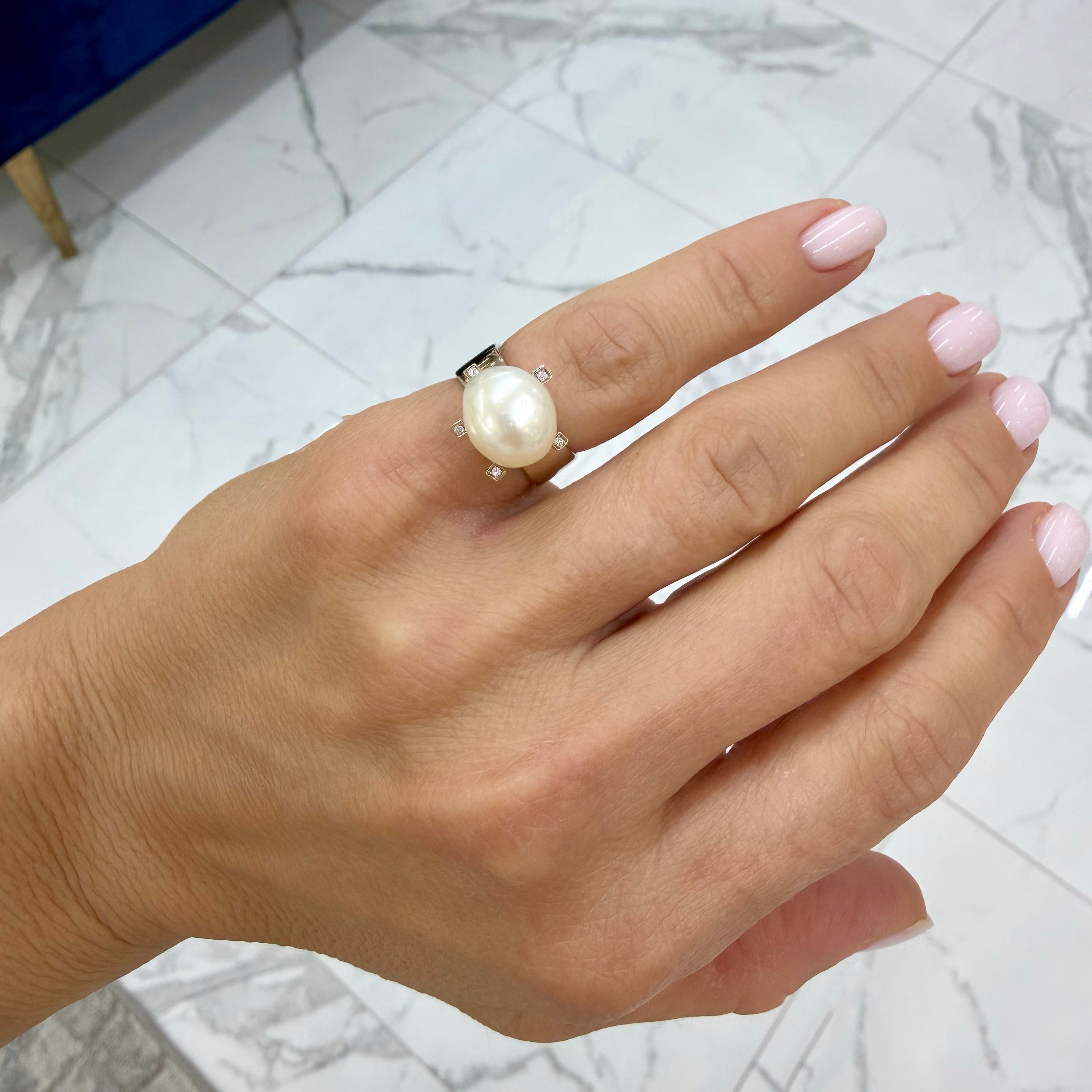 H.Stern Pérolas 18K Noble Gold Rose Pink Gold Diamond Pearl Cocktail Ring