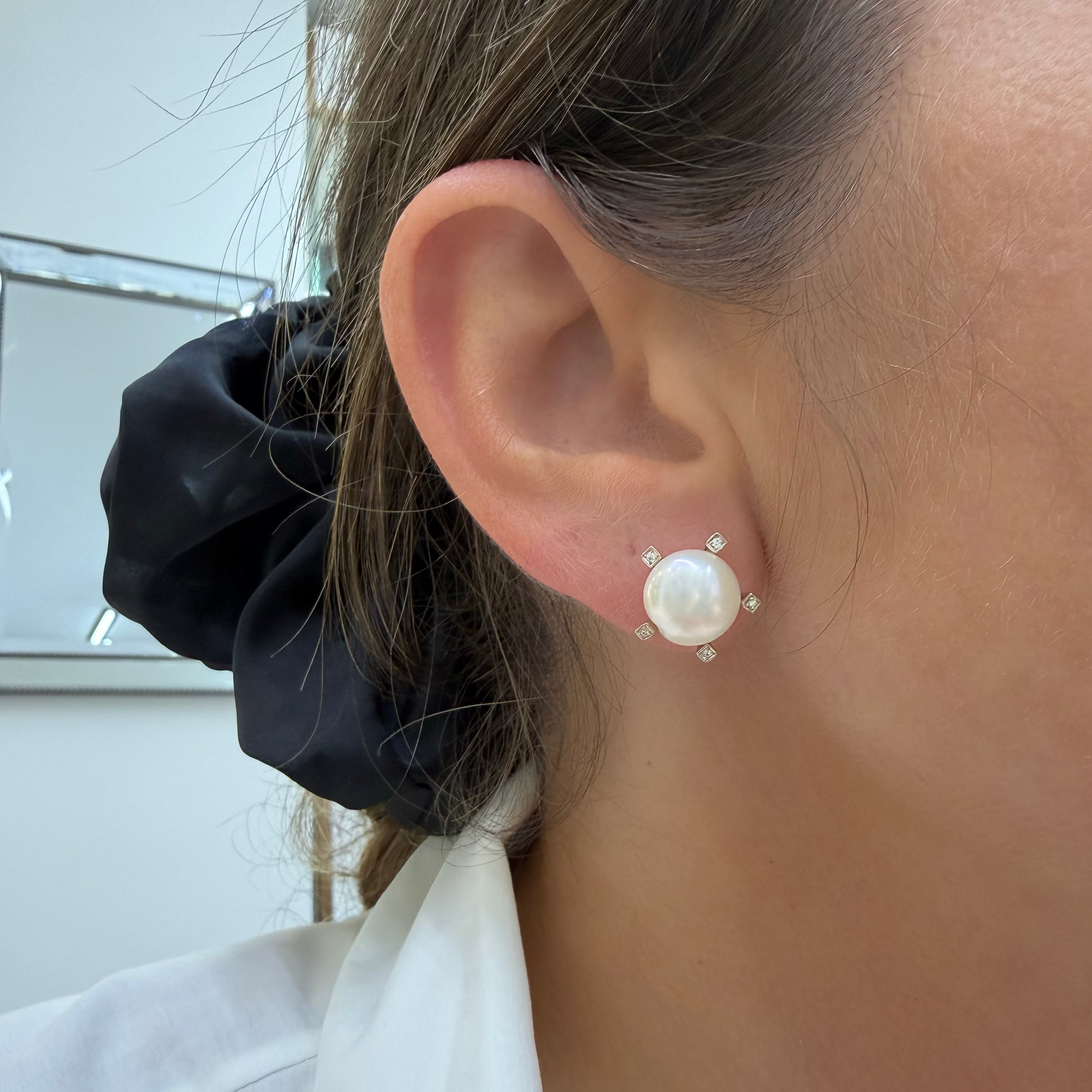 H.Stern Pérolas 18K Noble Gold Rose Pink Gold Diamond Pearl Stud Earrings