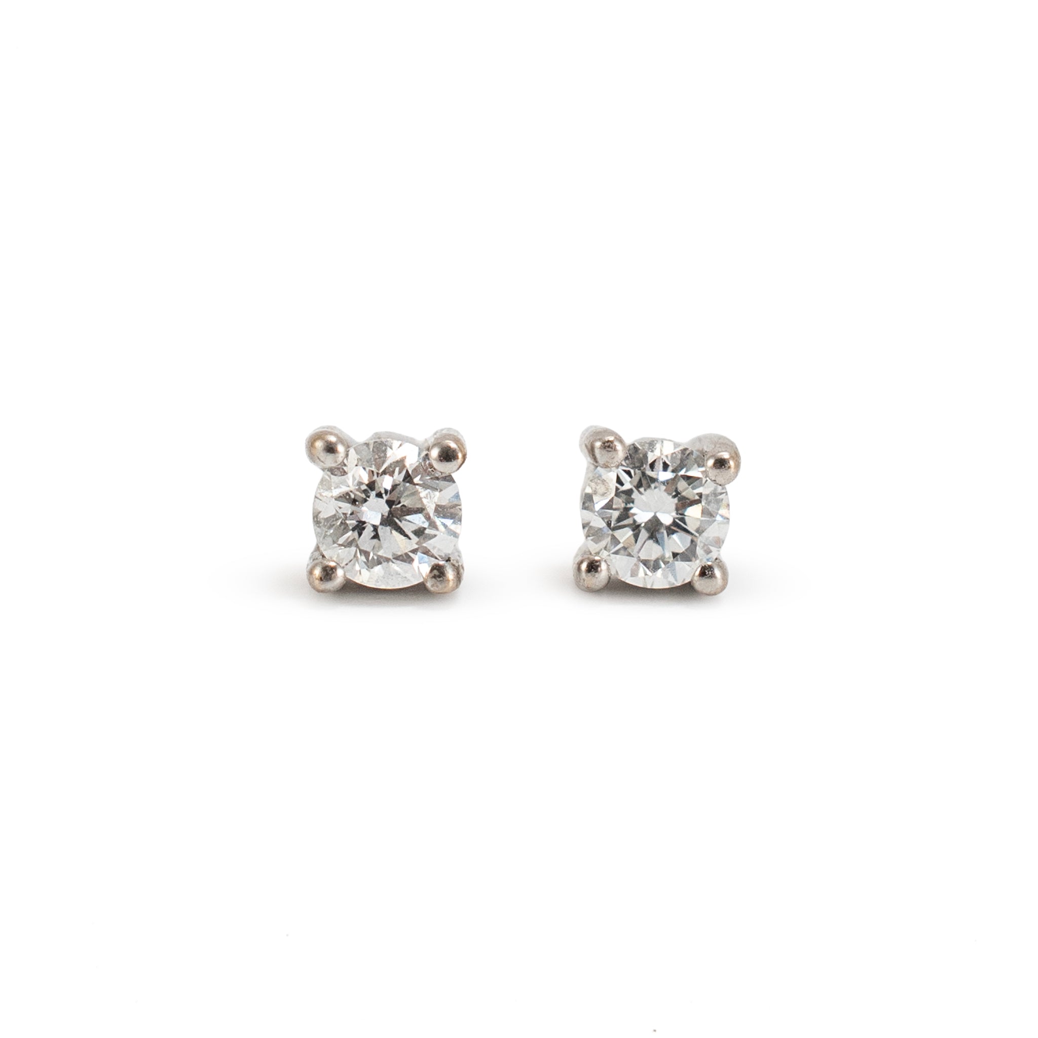 Unisex 14K White Gold 0.16ctw Round Diamond Push Back Petite Stud Earrings