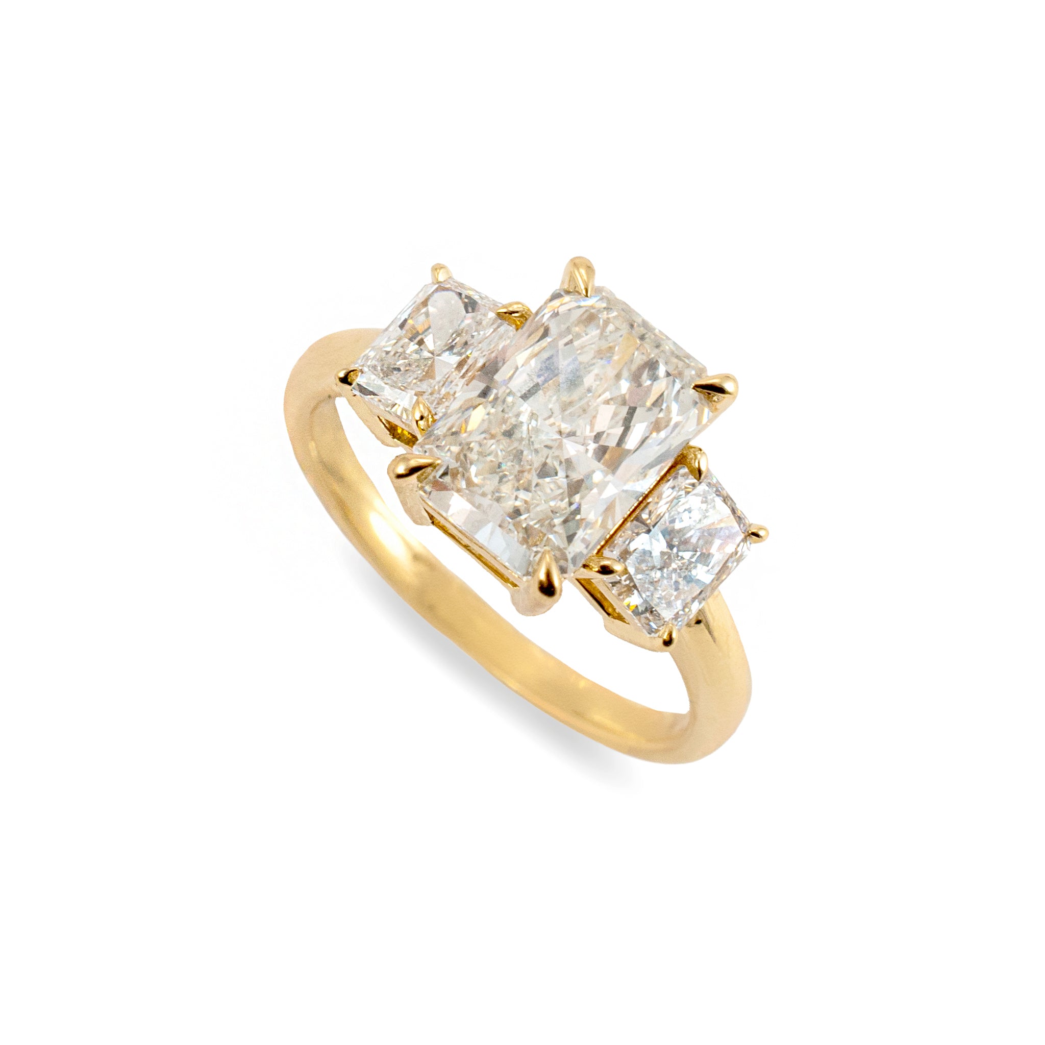 18K Yellow Gold Igi 3.91ct Radiant Lab Grown Diamond Three Stone Engagement Ring
