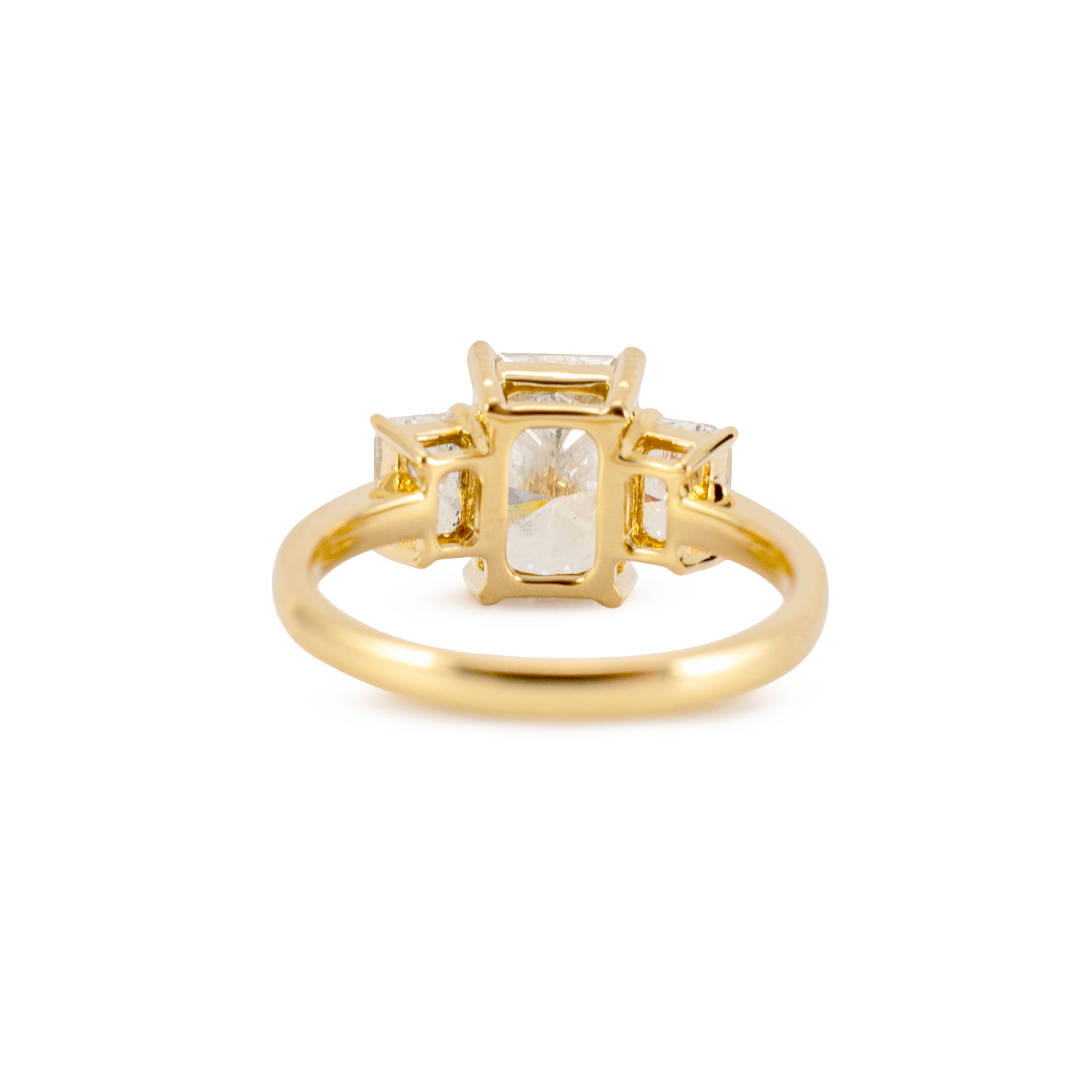 18K Yellow Gold Igi 3.91ct Radiant Lab Grown Diamond Three Stone Engagement Ring