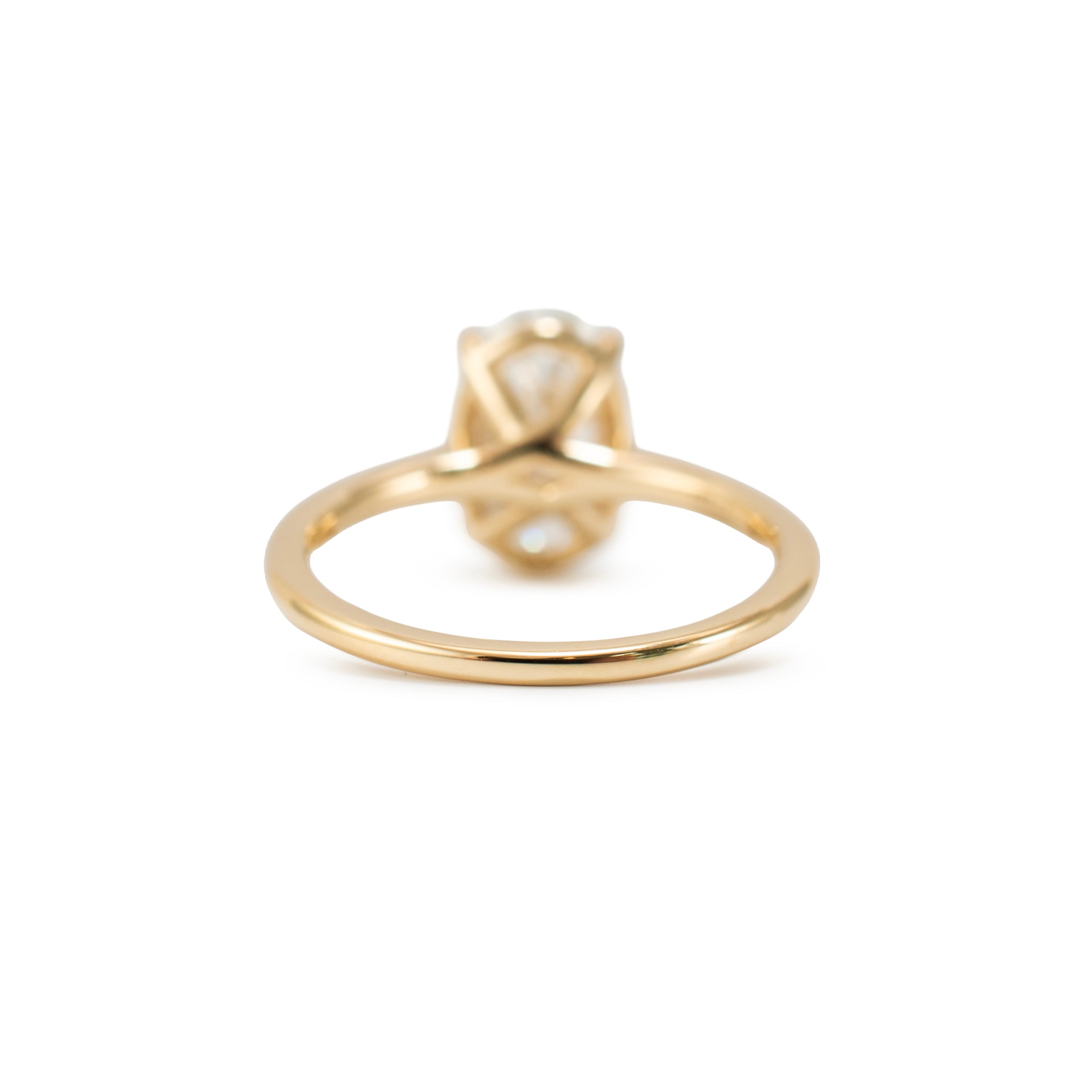14K Yellow Gold 3.01ct Igi Oval Cut Lab Grown Diamond Solitaire Engagement Ring