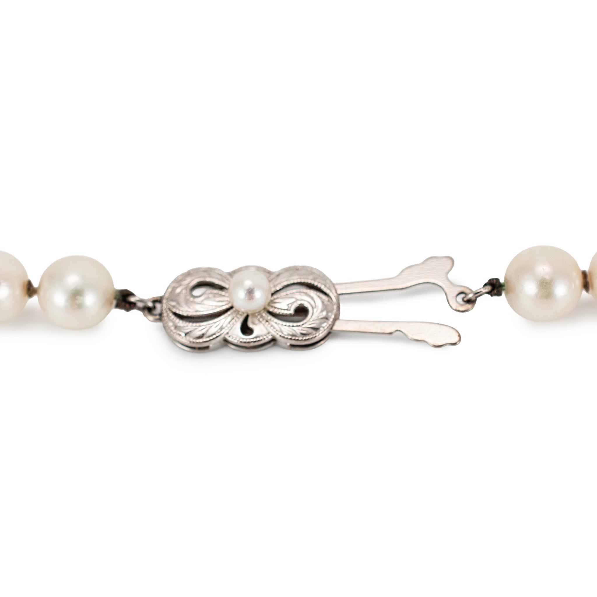 Mikimoto Classic 18K White Gold Akoya Cultured Pearl Strand Chain Necklace