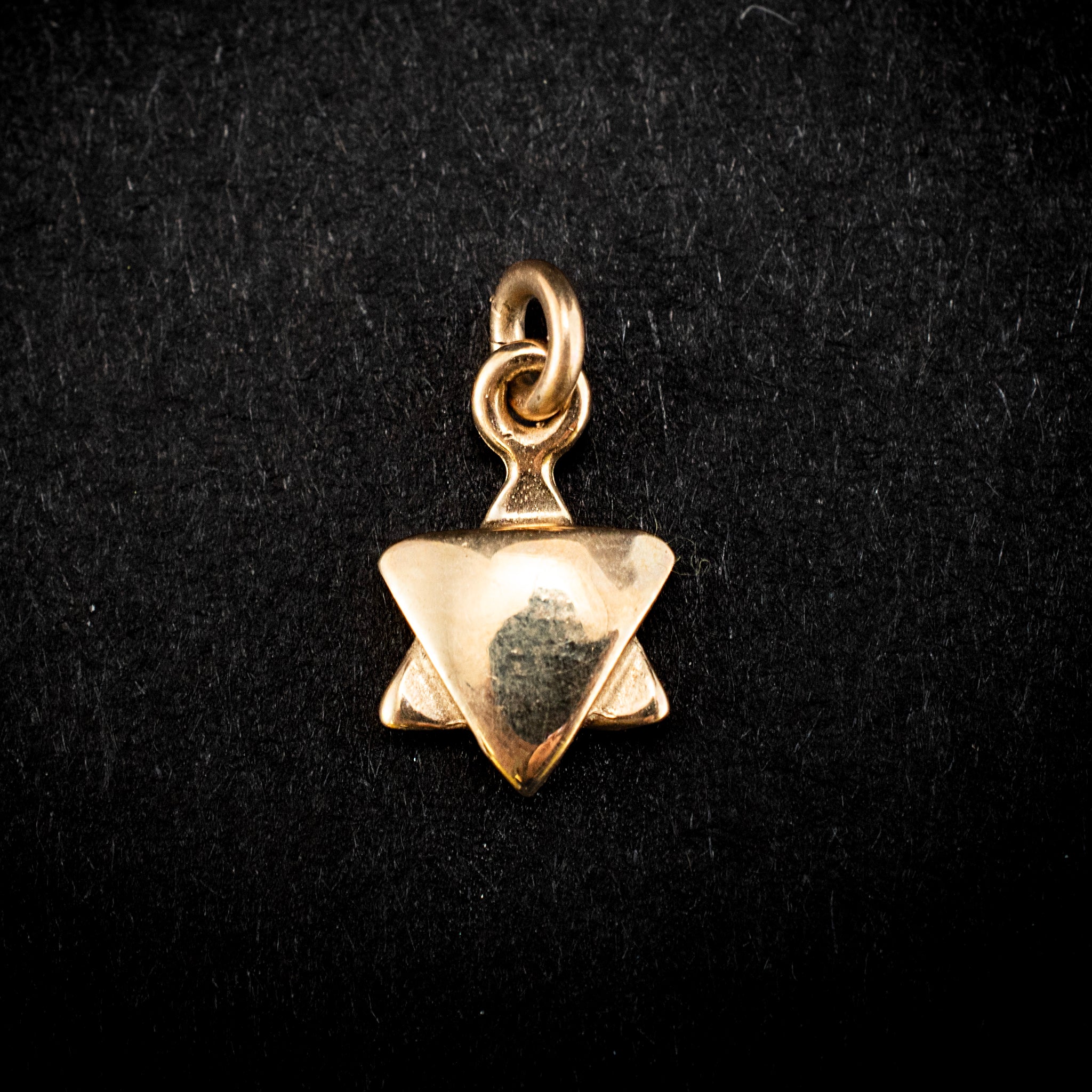 Pendant 14K Yellow Charm Vintage DJP Jewelers & Luxury Buyers