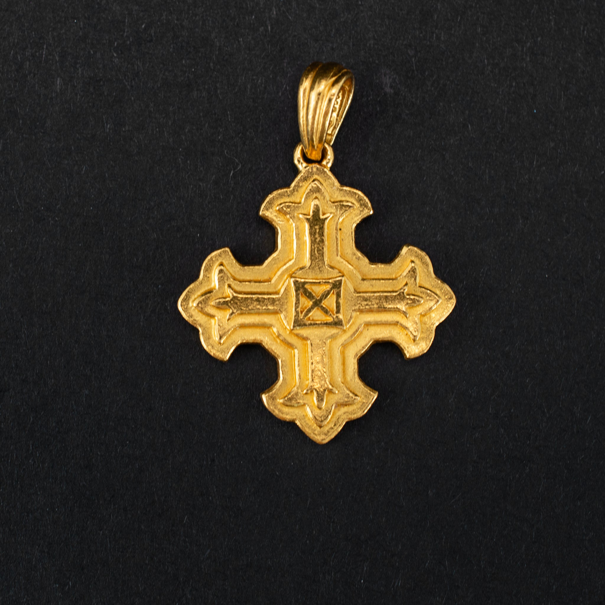 Pendant 24K Charm Modern Style DJP Jewelers & Luxury Buyers