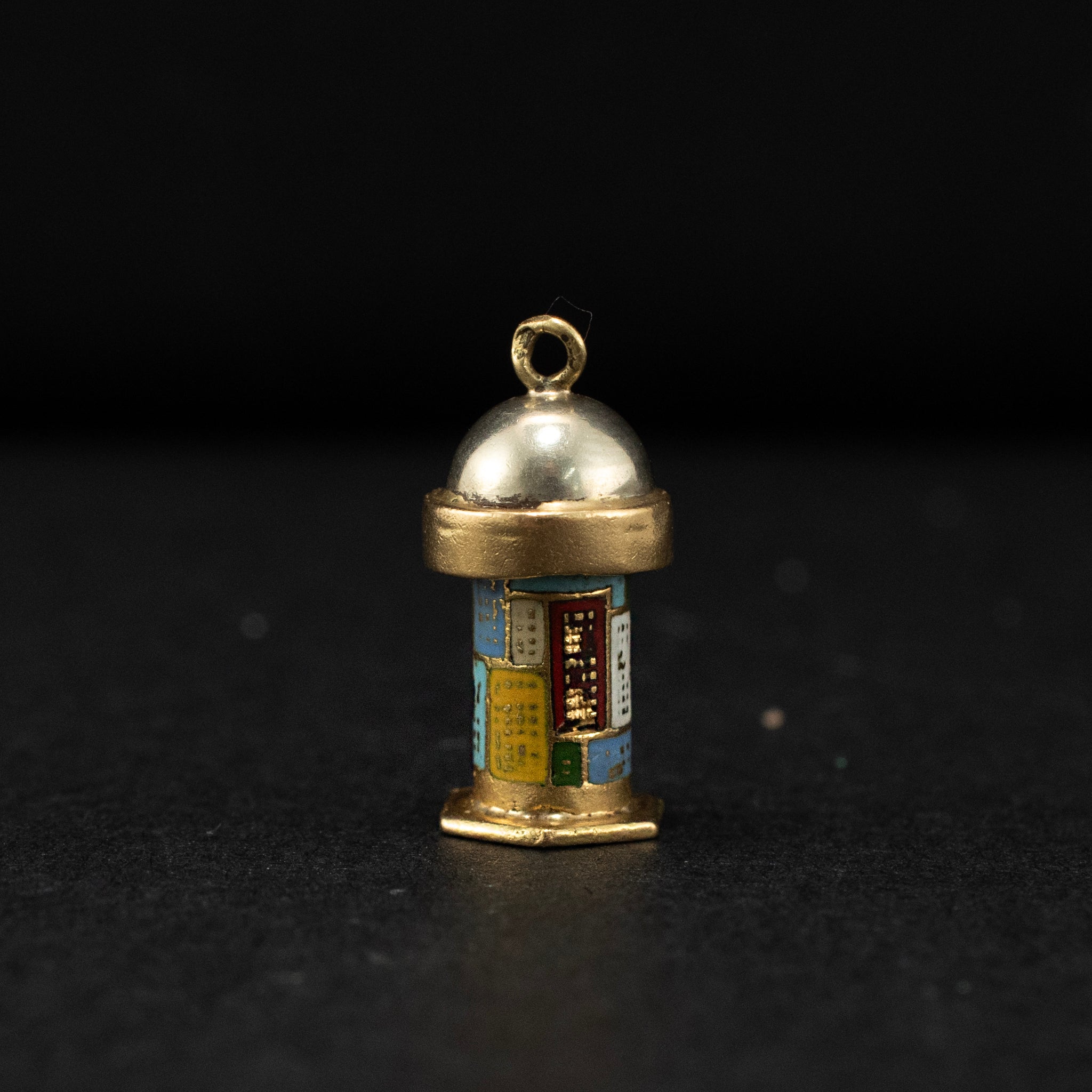 Pendant 18K Yellow Charm Vintage 451717 DJP Jewelers & Luxury Buyers