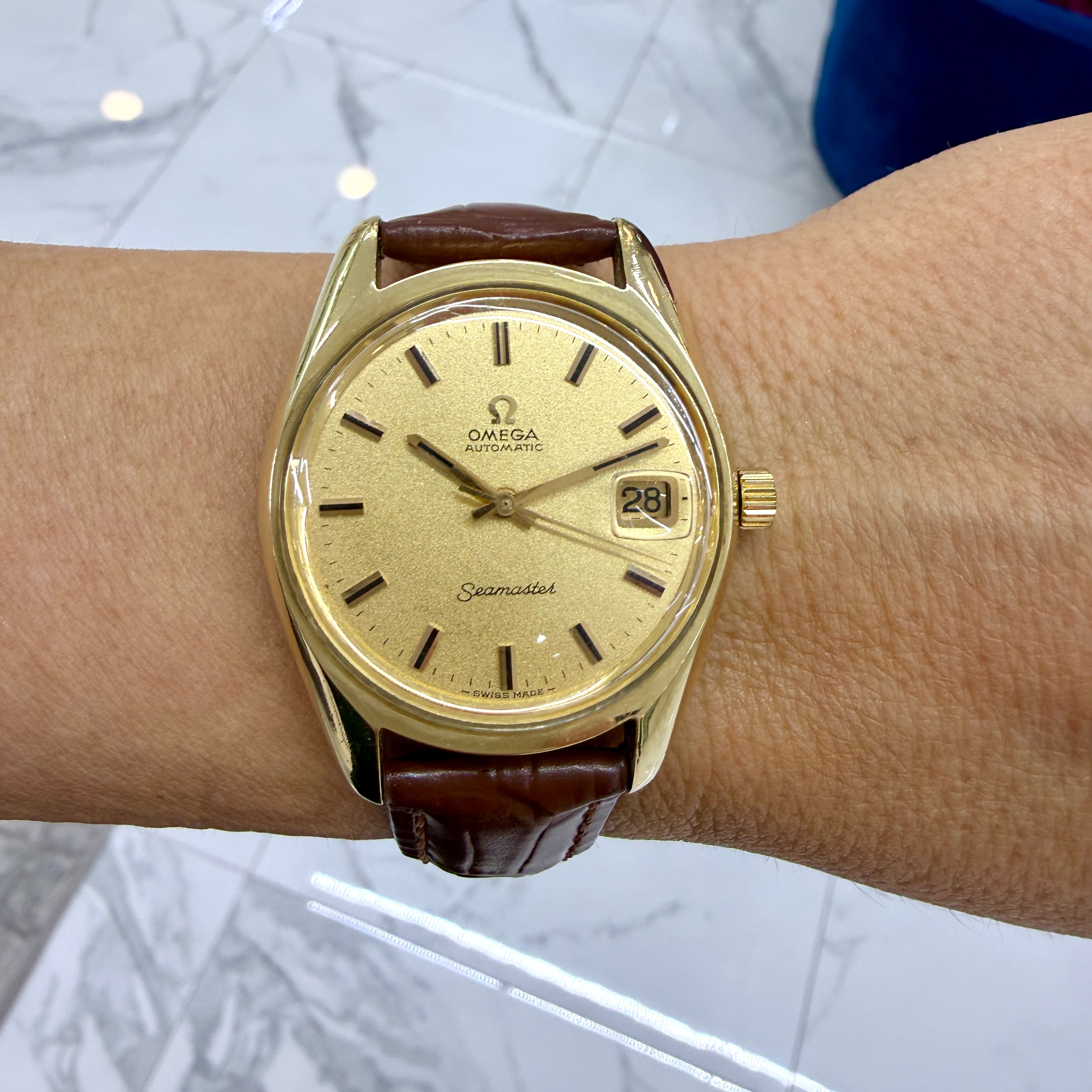 Vintage Omega Seamaster 35MM 166.067 Champagne Dial Stainless Steel Watch
