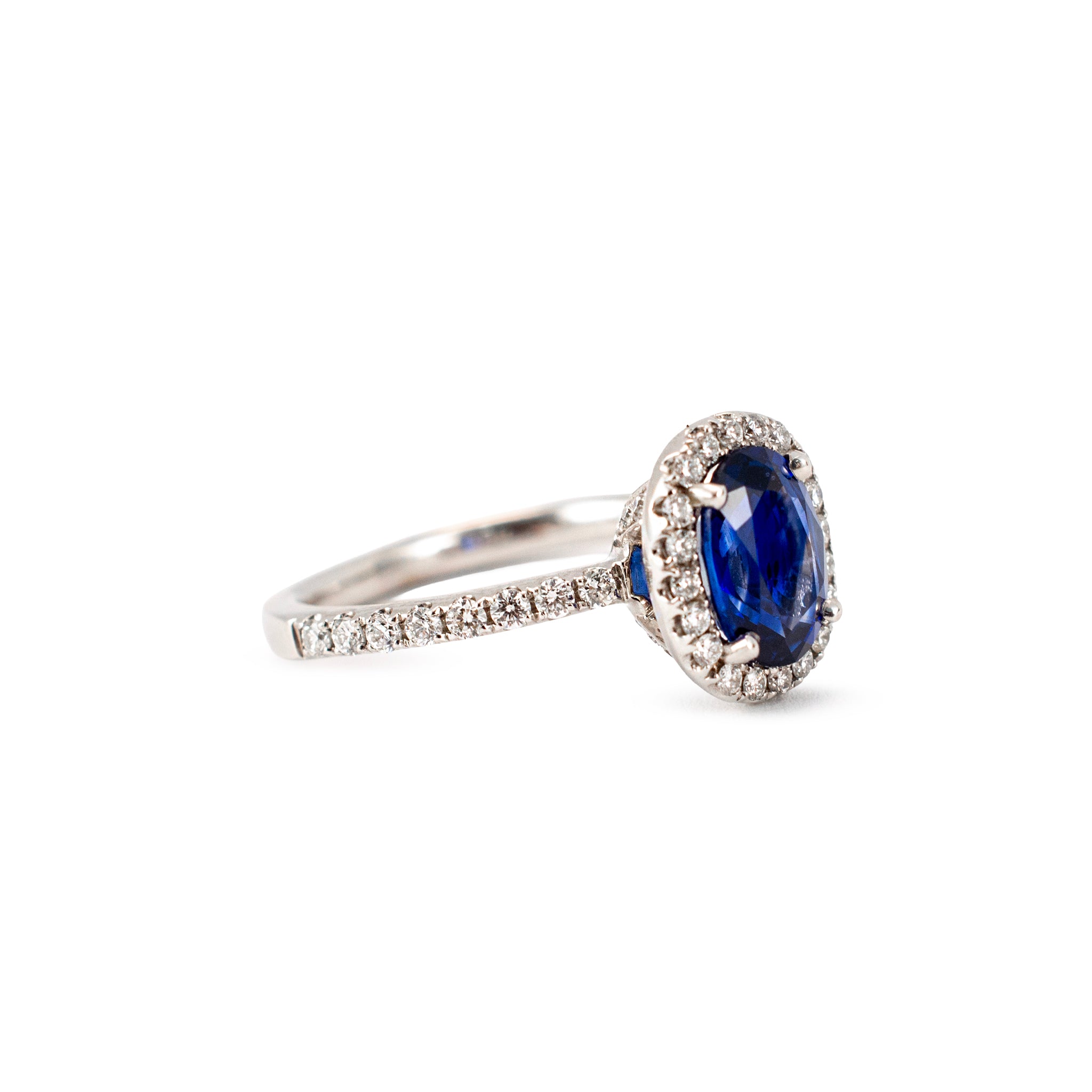 Ladies 18K White Gold 2.16ctw Gia Sri Lanka Sapphire Halo Diamond Cocktail Ring