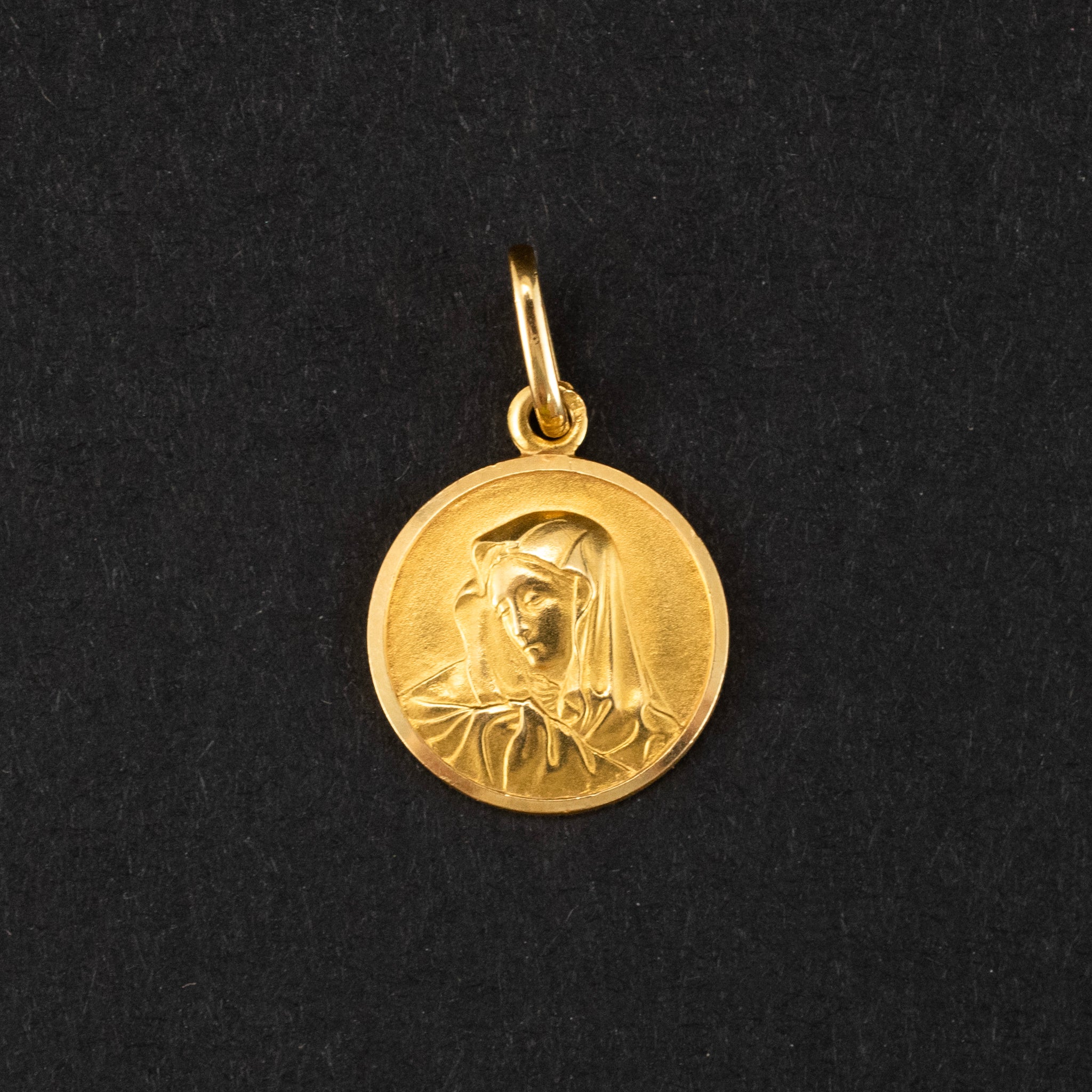 Pendant 18K Yellow Gold Charm Vintage 452484 DJP Jewelers & Luxury Buyers