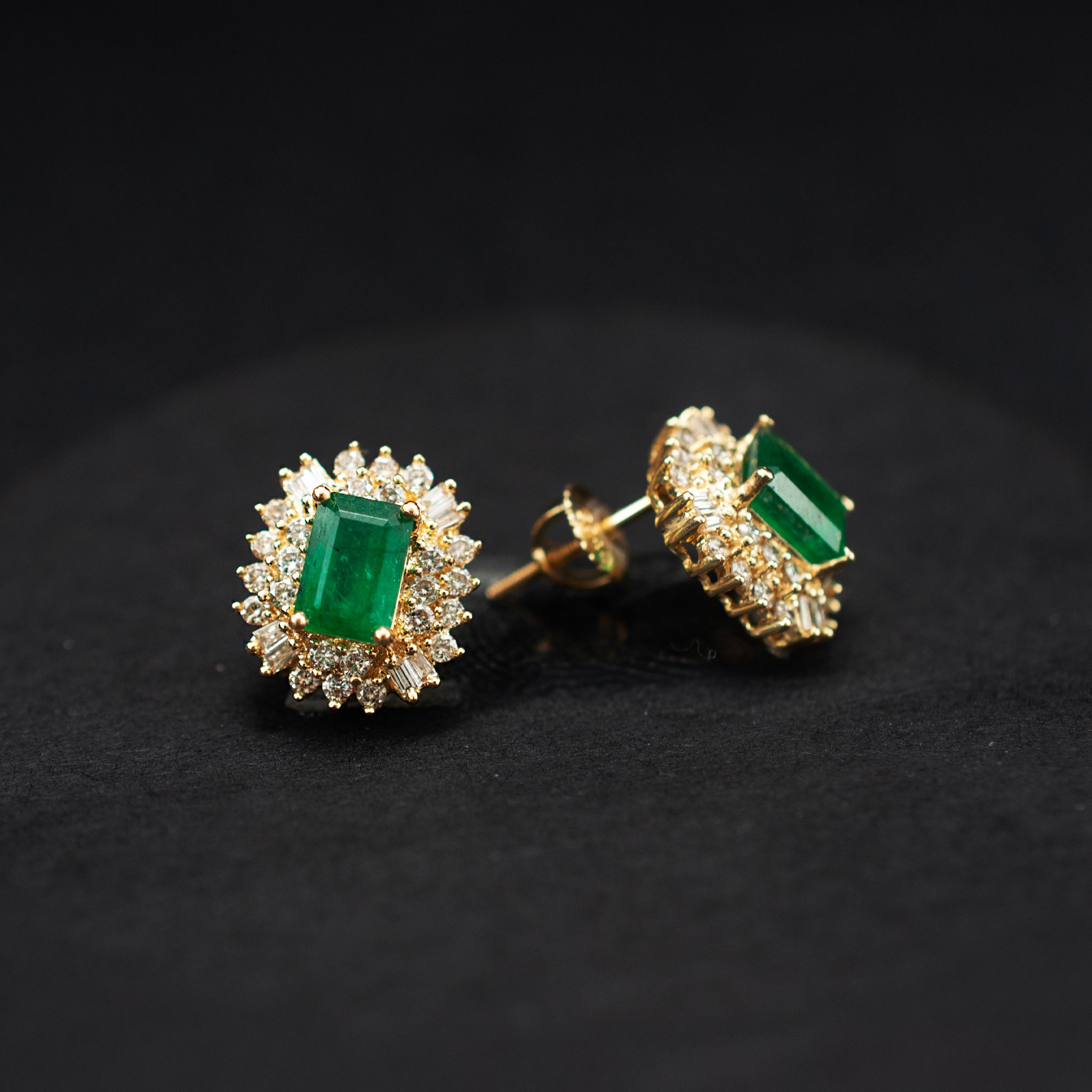 Stud Earrings 0.76ct Diamond Emerald 1.80ct 14K Yellow Gold Vintage 454361 available at DJP Jewelers & Luxury Buyers