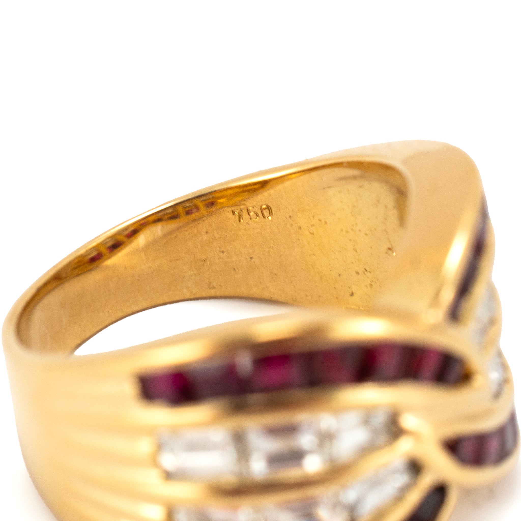Vintage 18K Yellow Gold 2.63ctw Invisible Ruby Baguette Diamond Crossover Band