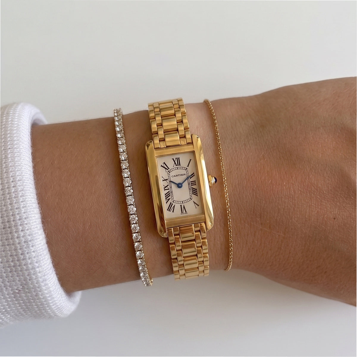 Ladies Cartier Tank Americaine 19MM 1710 W26015K2 18K Yellow Gold Quartz Watch