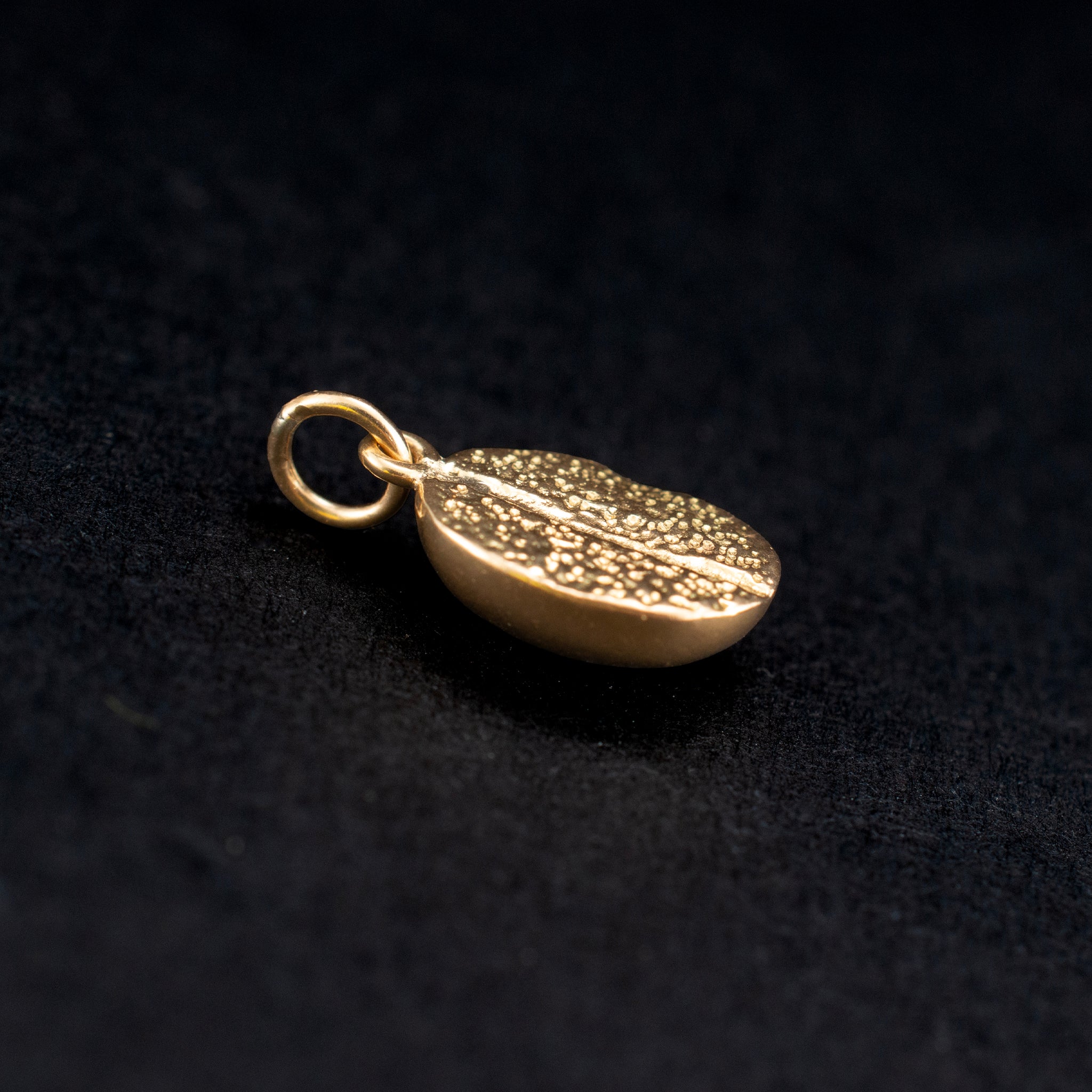 Vintage 18K Yellow Gold Charm Pendant 4.52g ½" 455734 available at DJP Jewelers & Luxury Buyers