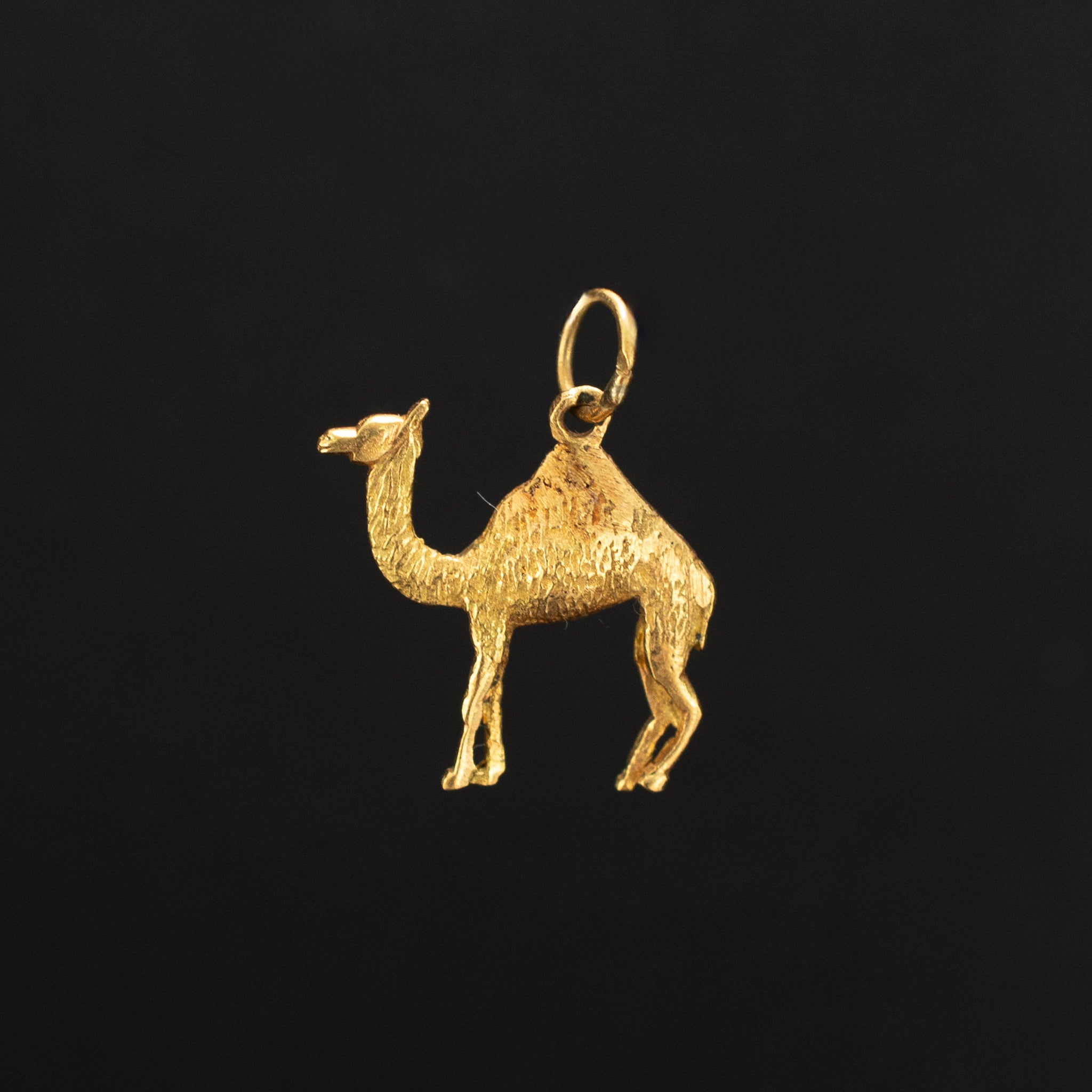 Vintage 18K Yellow Gold Camel Charm Pendant 2.86g ¾" 457396 available at DJP Jewelers & Luxury Buyers