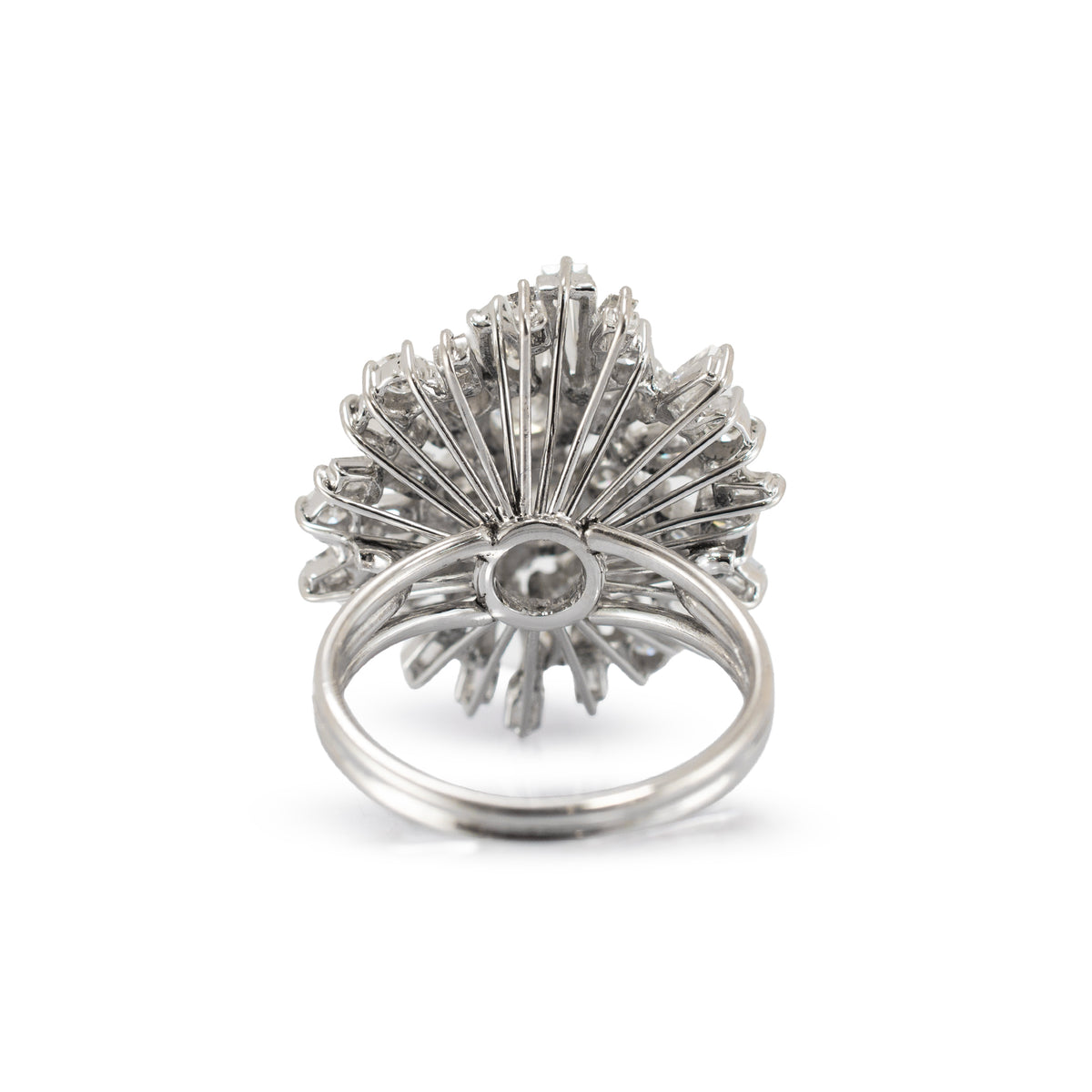 Vintage 18K White Gold 2.30ctw Diamond Bombe Starburst Cluster Cocktail Ring