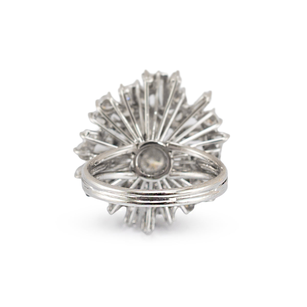 Vintage 18K White Gold 2.30ctw Diamond Bombe Starburst Cluster Cocktail Ring