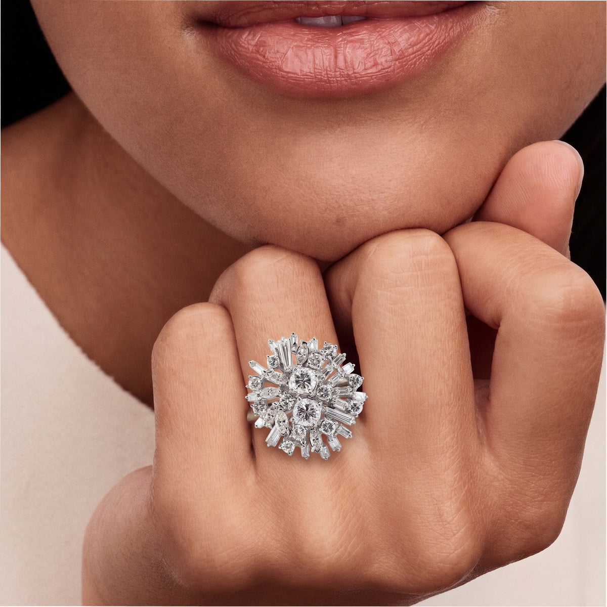 Vintage 18K White Gold 2.30ctw Diamond Bombe Starburst Cluster Cocktail Ring