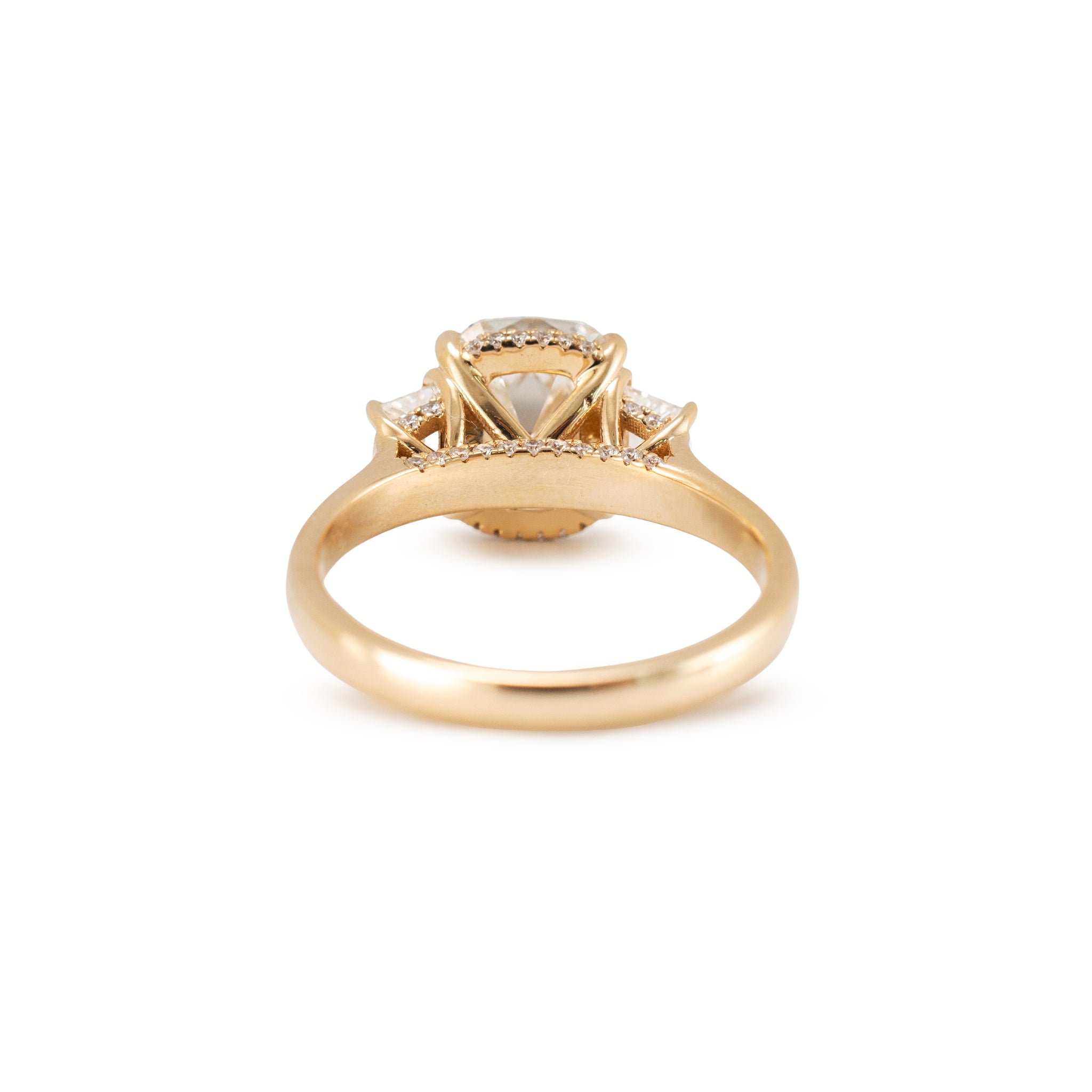 10K Yellow Gold 3.66ctw Igi Lab Grown Diamond Elongated Cushion Engagement Ring