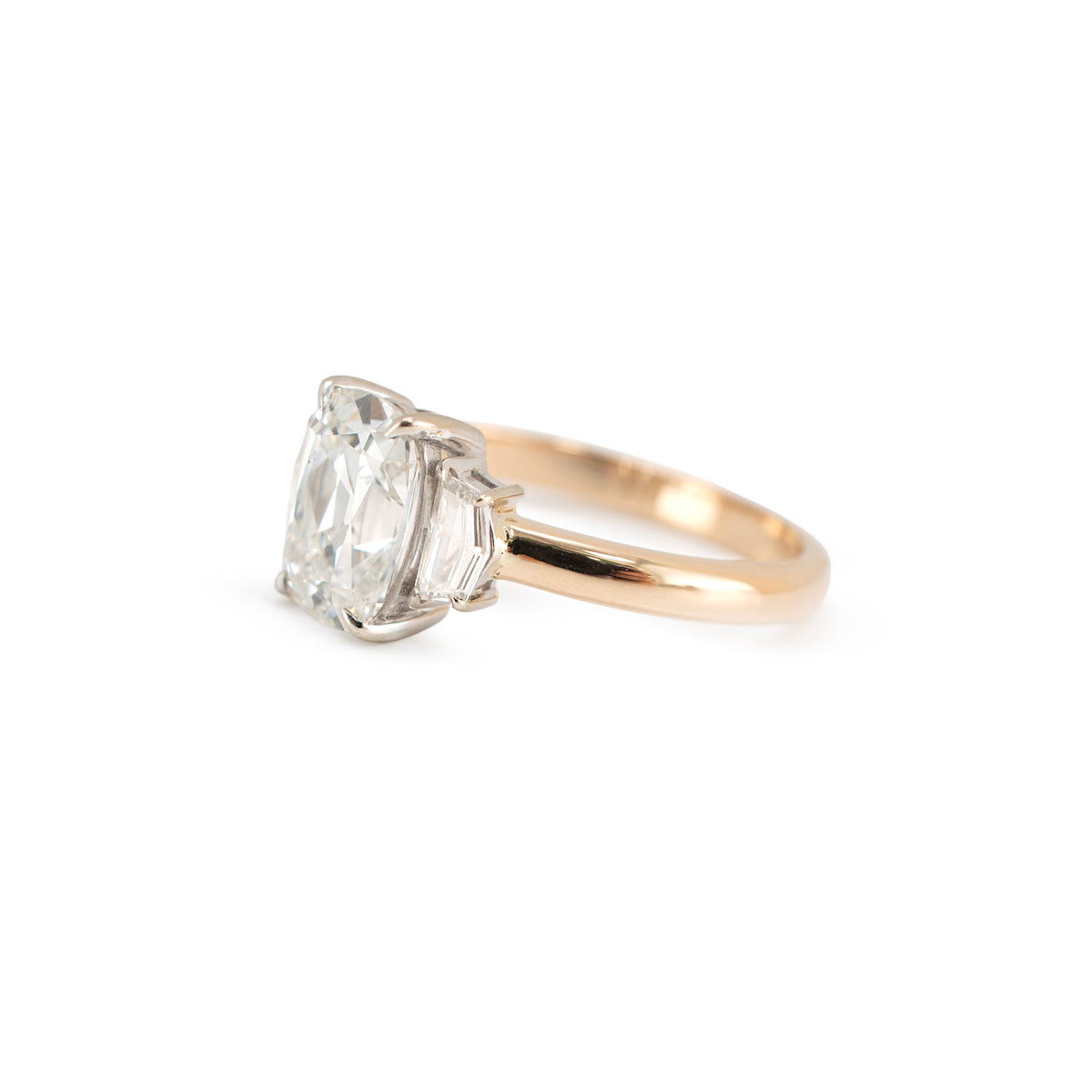 14K Yellow Gold 2.28ctw Igi Lab Grown Diamond Elongated Cushion Engagement Ring
